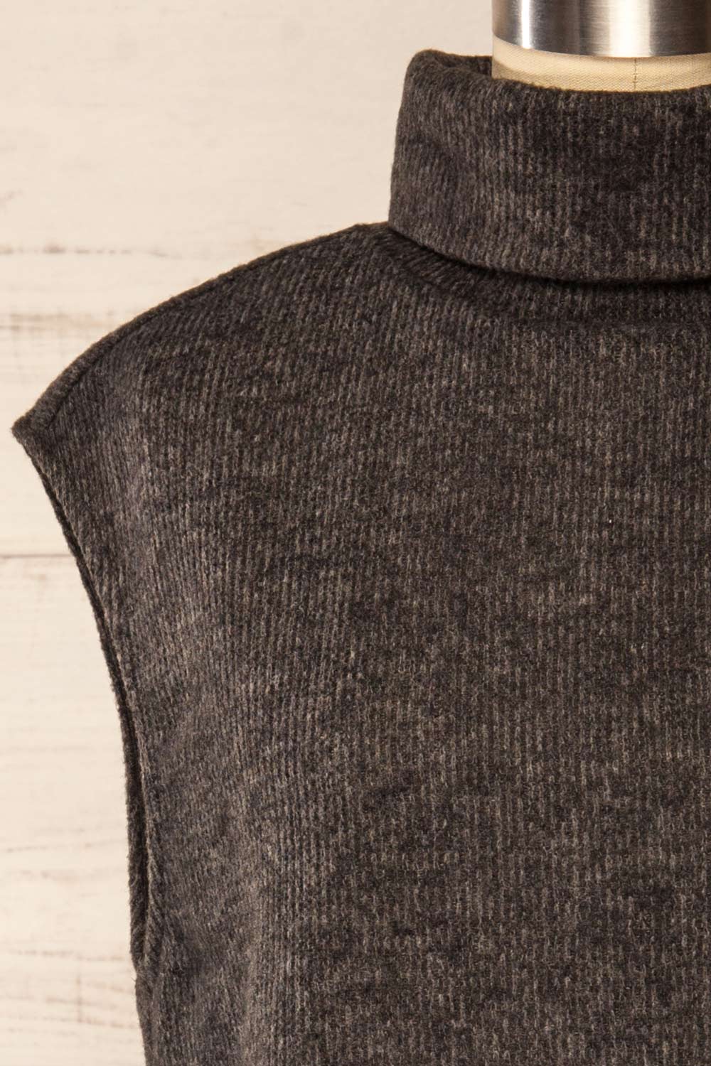 Epernay Charcoal Sleeveless Turtleneck Top | La petite garçonne front