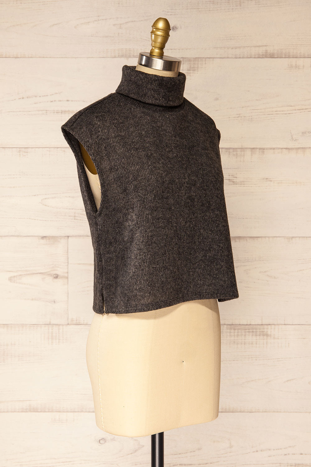 Epernay Charcoal Sleeveless Turtleneck Top | La petite garçonne side view