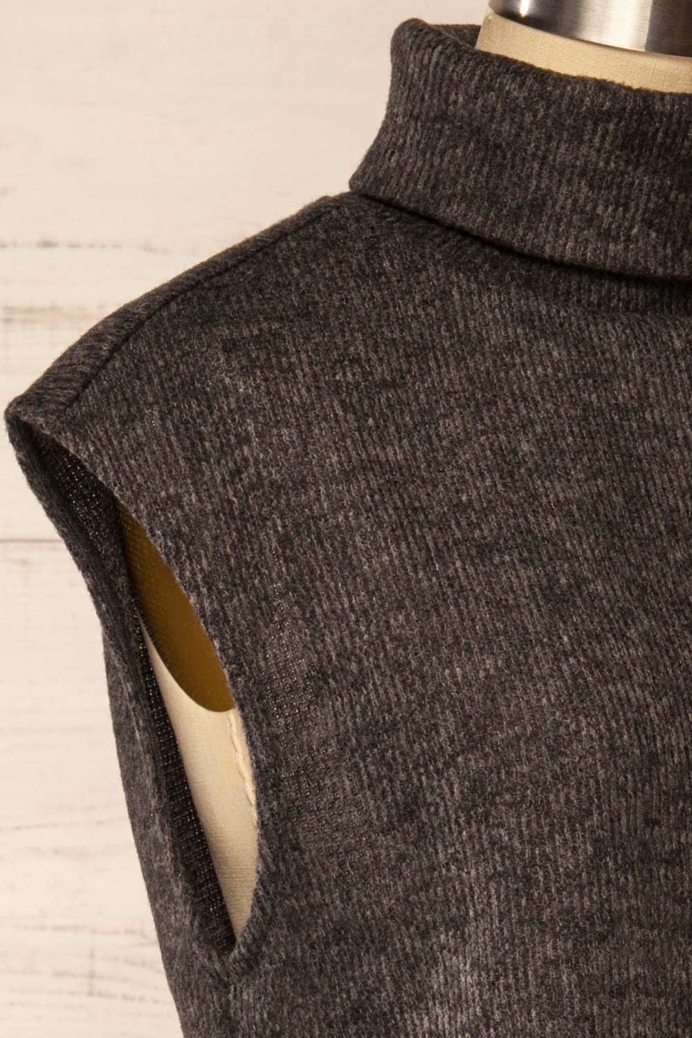 Epernay Charcoal Sleeveless Turtleneck Top | La petite garçonne side