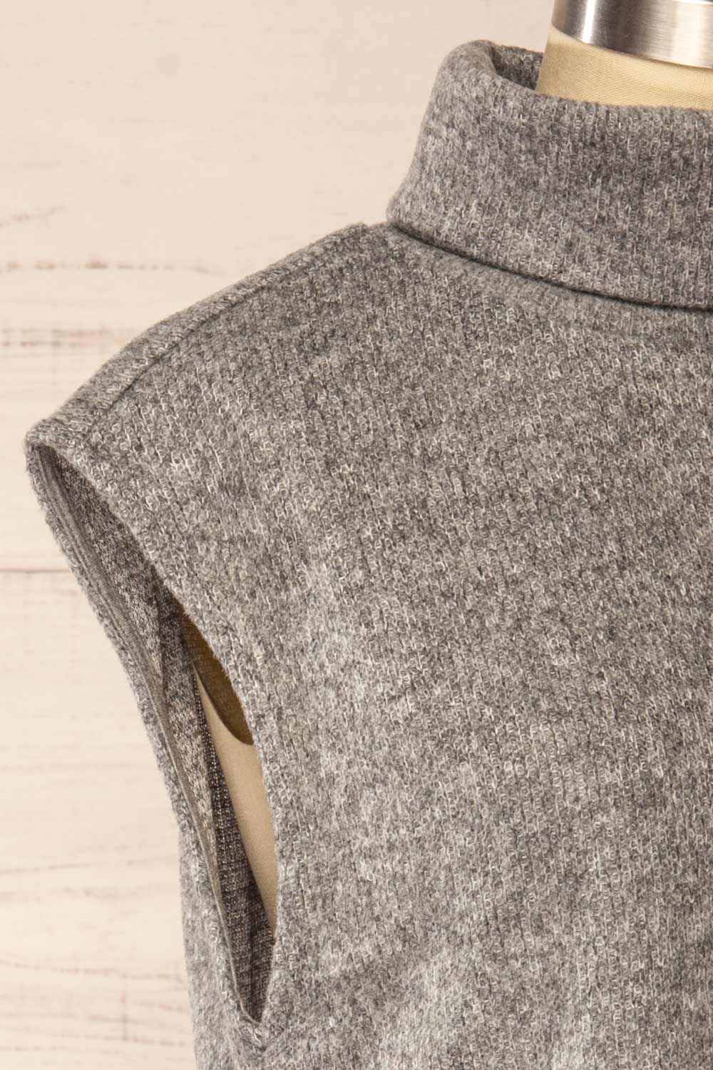 Epernay Grey Sleeveless Turtleneck Top | La petite garçonne side