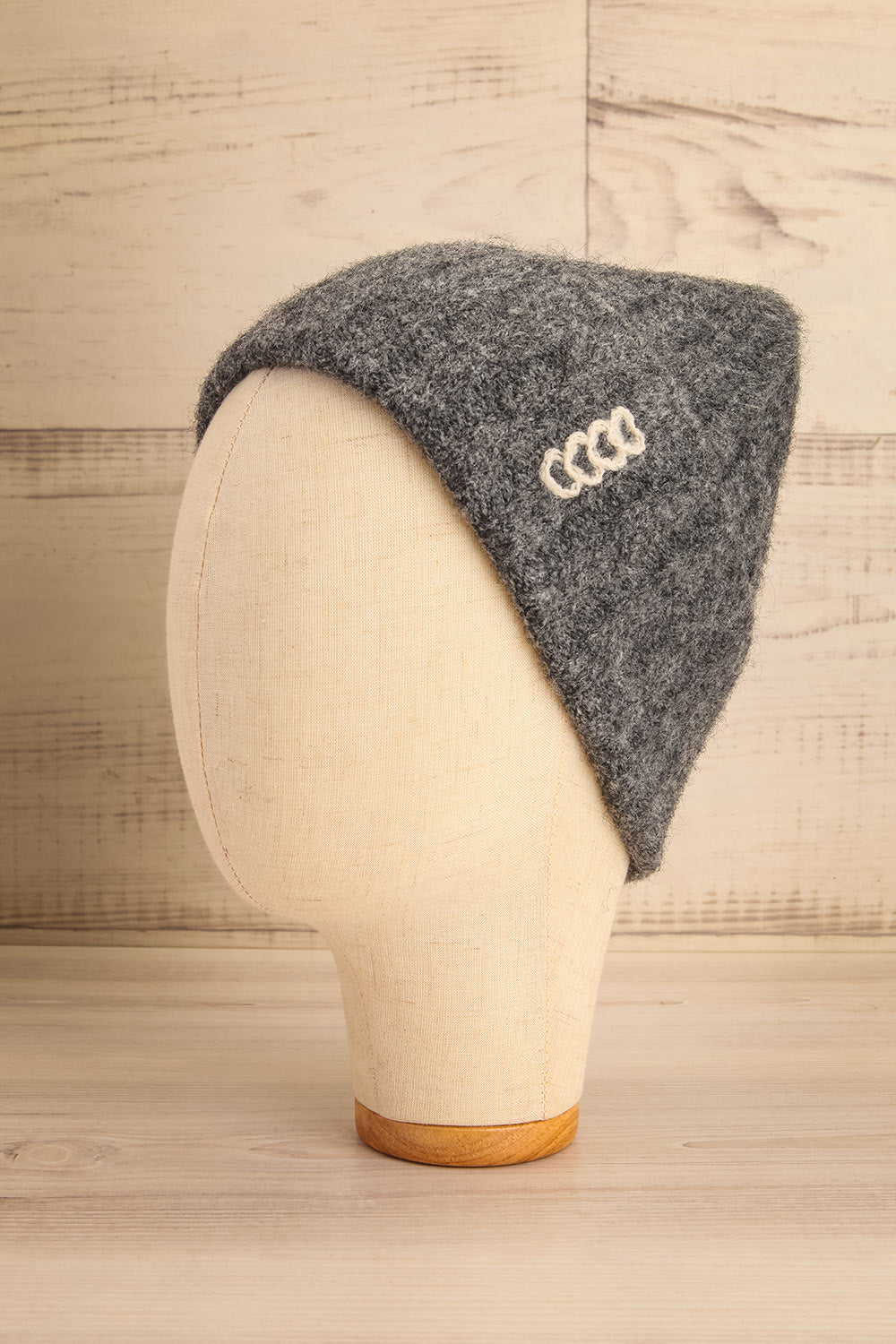 Epitathe Grey Knit Beanie with Heart Embroidery | La petite garçonne view