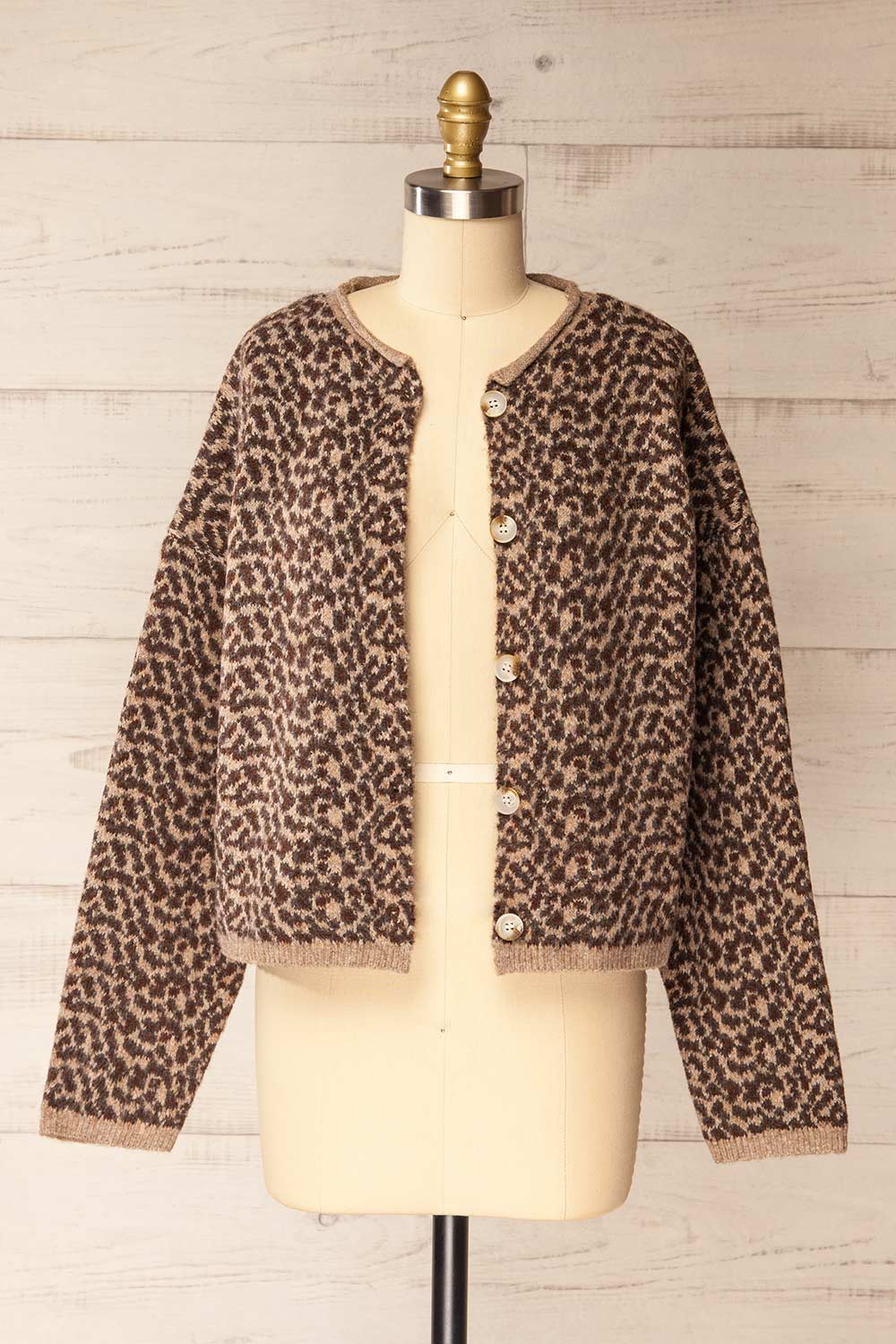 Esenler Oversized Knitted Leopard Cardigan | La petite garçonne open view