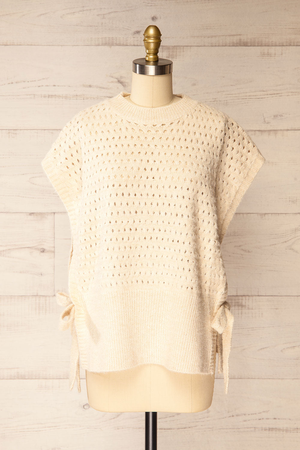 Etawah Sleeveless Knit Vest | La petite garçonne front view