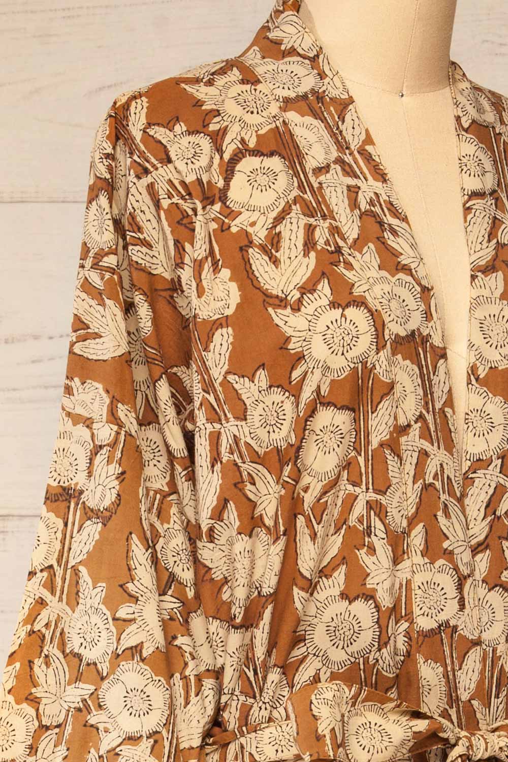 Everglade Caramel Floral Kimono | Maison garçonne side