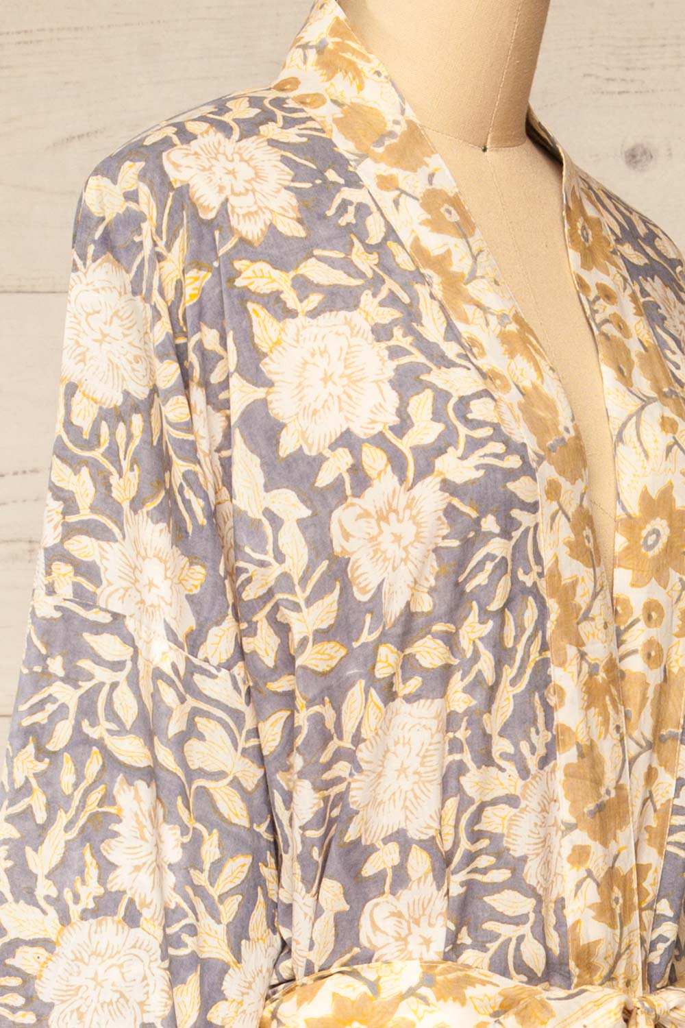 Ezran Floral Kimono w/ Pockets | Maison garçonne side