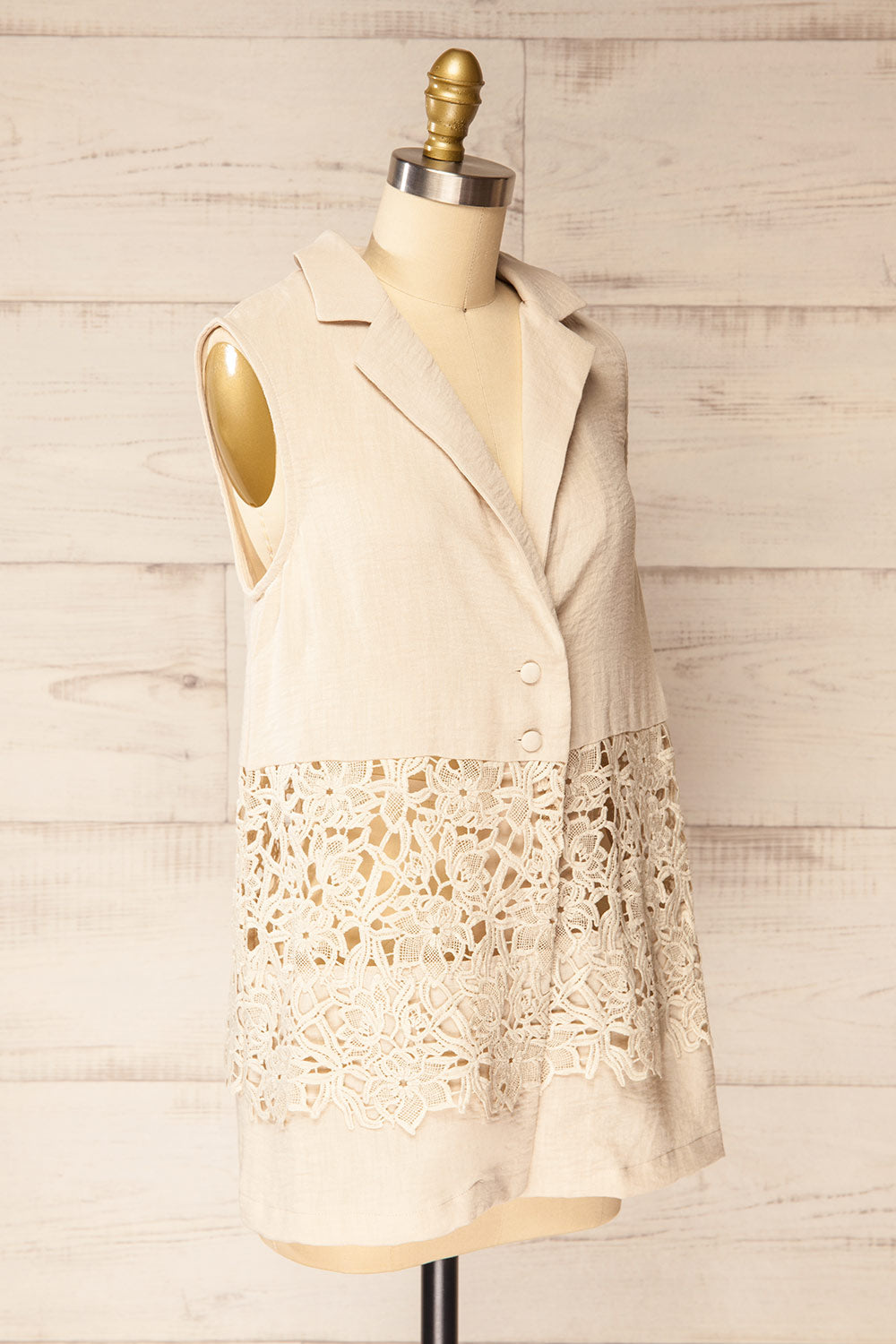 Fanon Loose Beige Vest with Lace Cutout | La petite garçonne side view