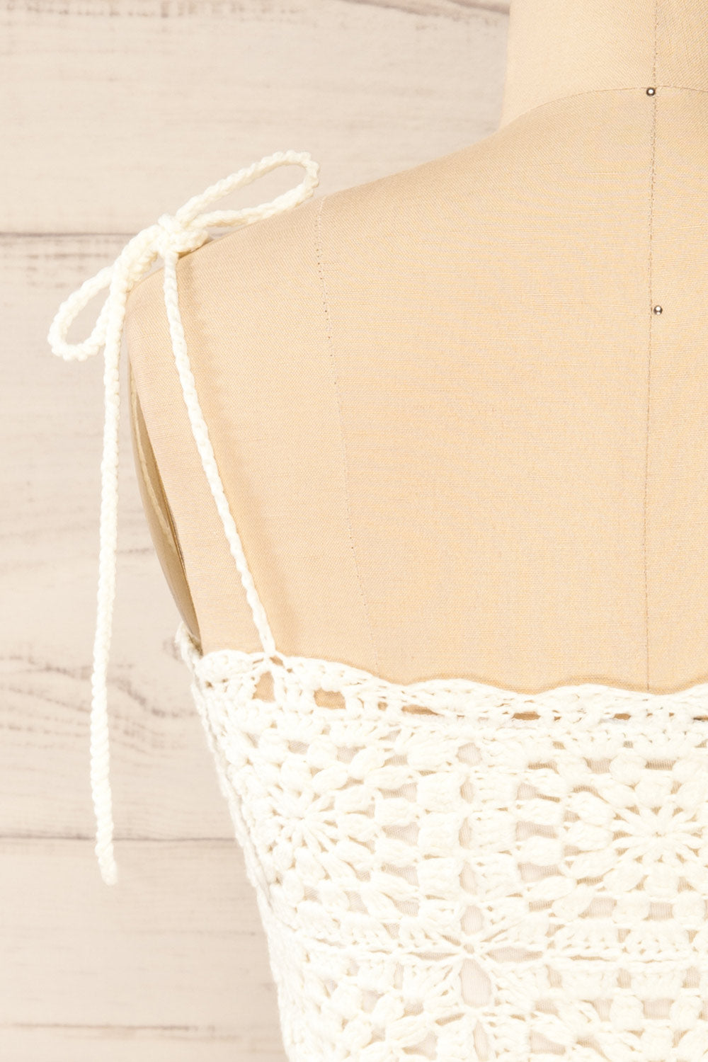 Faroe Ivory Crochet Crop Top w/ Bow Straps | La petite garçonne back close-up