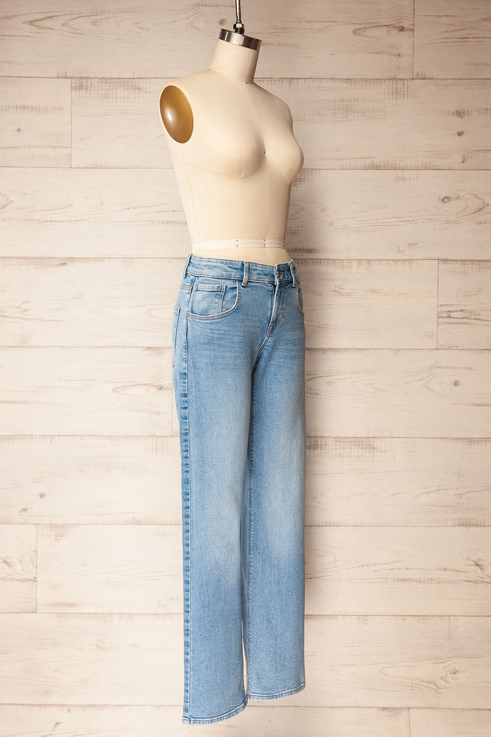 Fermo Low-Rise Blue Denim Pants | La petite garçonne side view