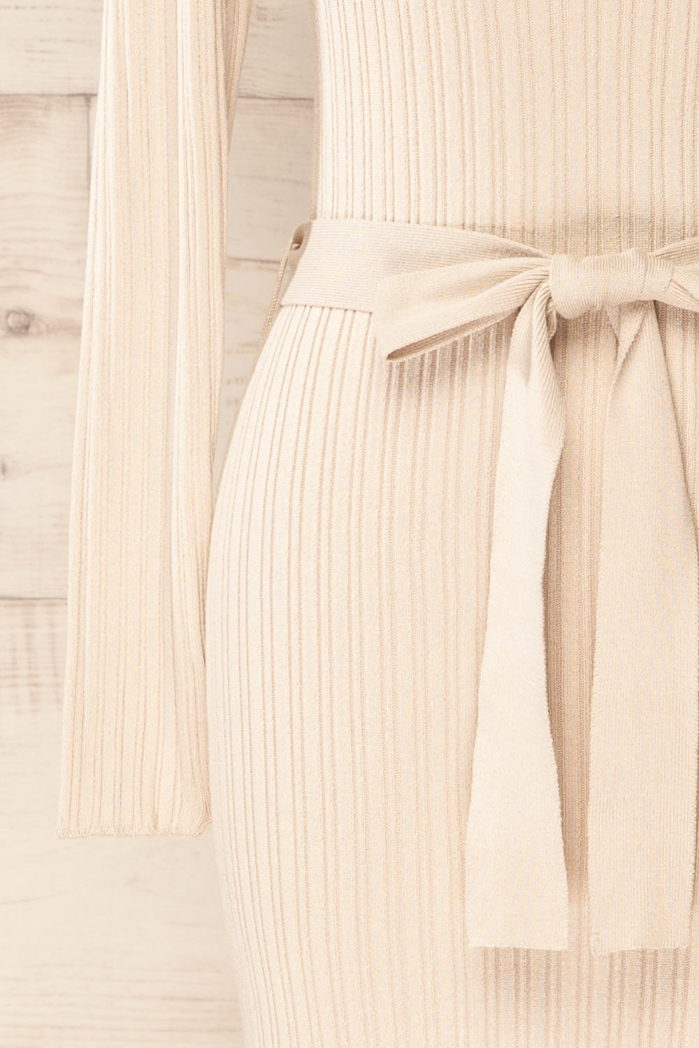 Flamborough Ribbed Beige Midi Dress w/ Belt | La petite garçonne sleeve