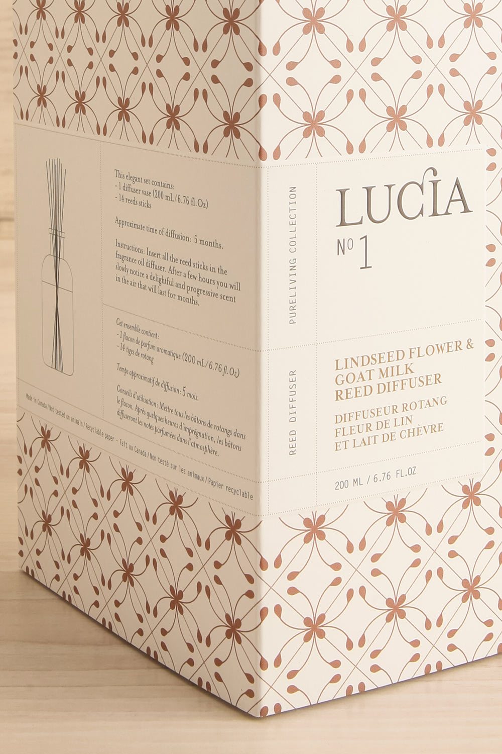 Lindseed Flower and Goat Milk Reed Diffuser by Lucia | Maison garçonne box close-up