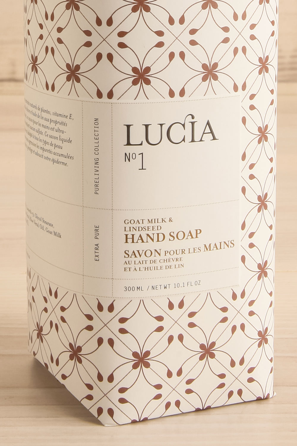 Lindseed and Goat Milk Hand Soap by Lucia | Maison garçonne box close-up