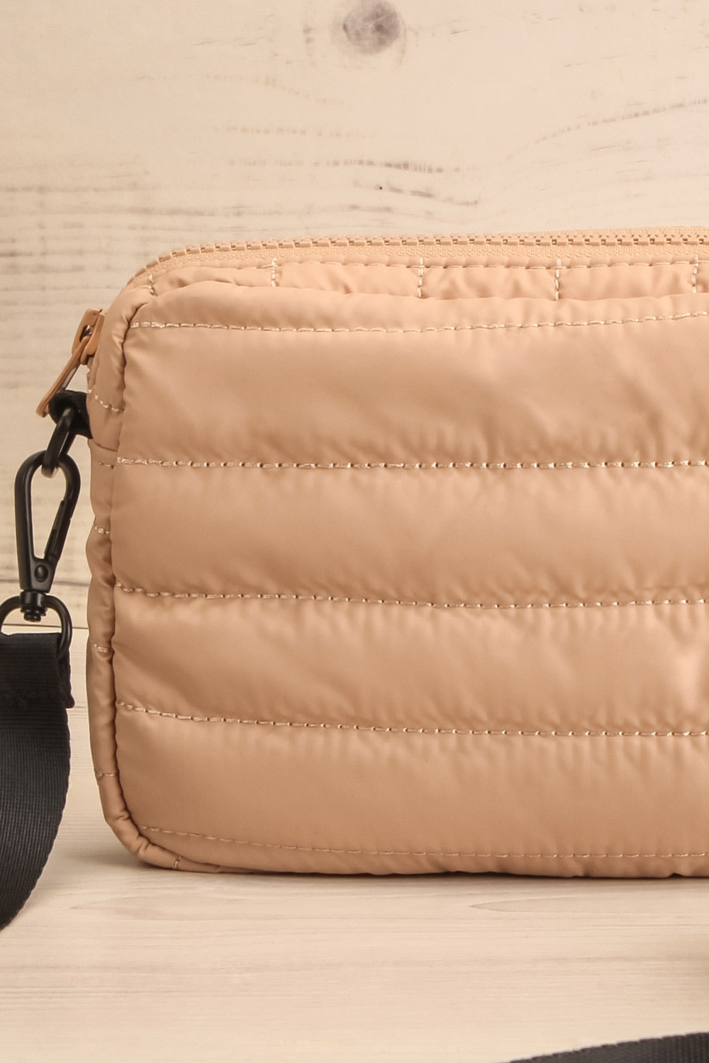 FOLKESTONE BEIGE front close-up