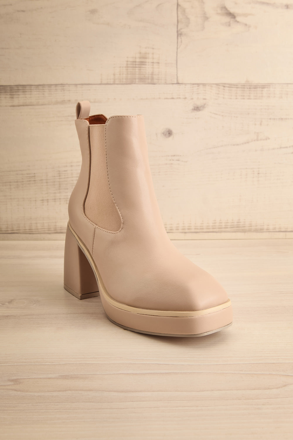 Foster Beige Platform Heeled Ankle Boots | La petite garçonne front view