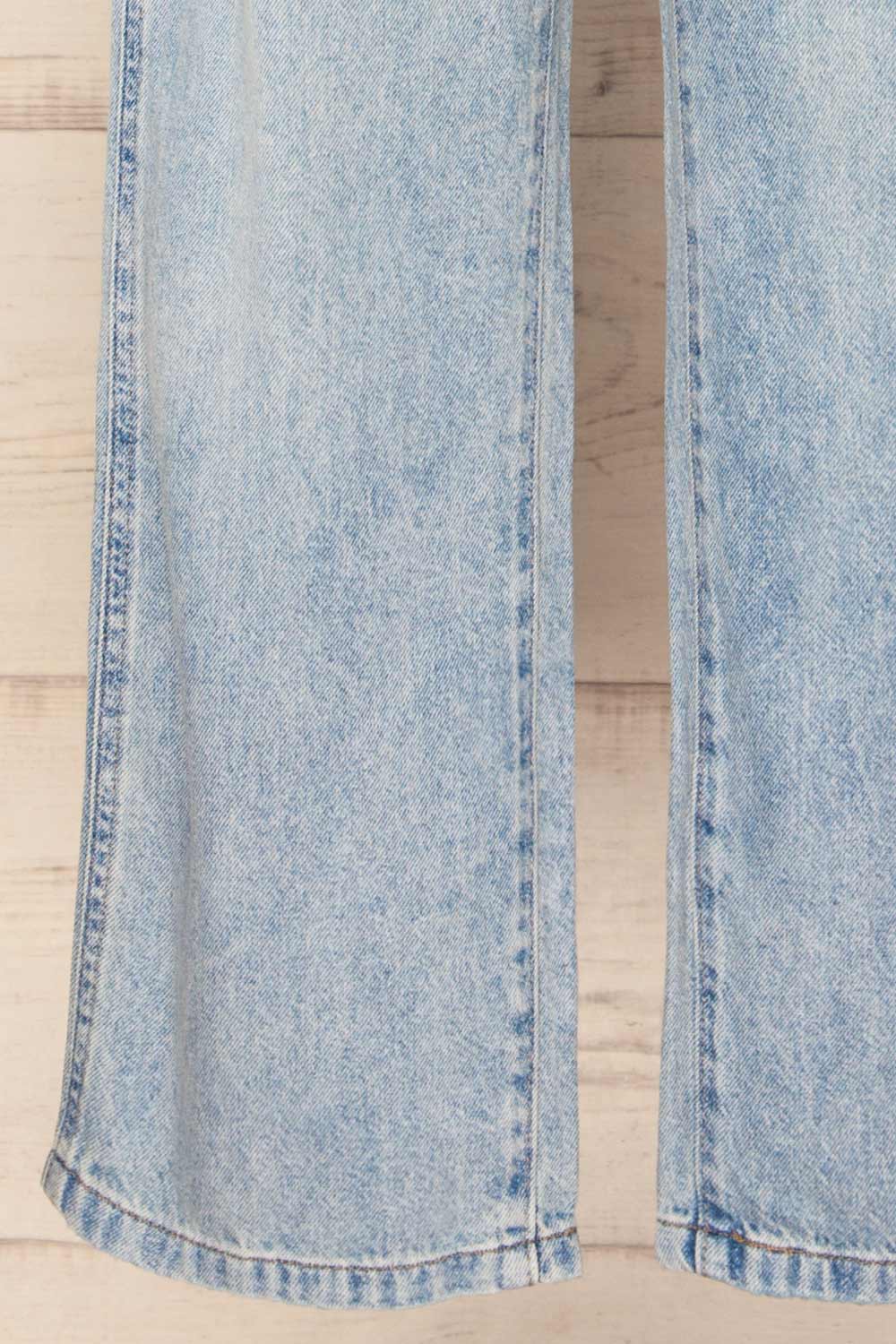 Fredonia Light Wash Mid-Rise Baggy Jeans | La petite garçonne bottom