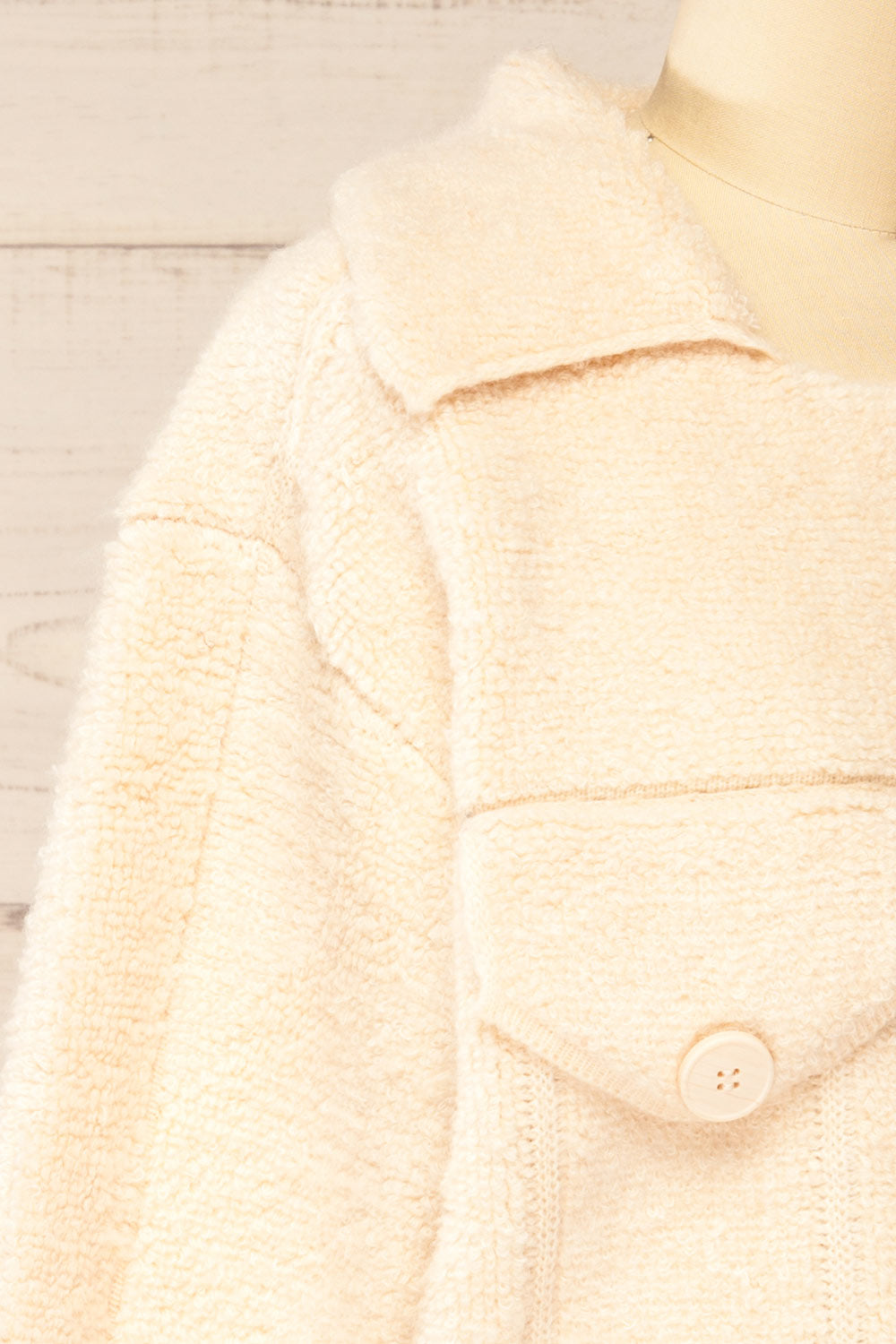 Fuji Ivory Boxy Fuzzy Jacket | La petite garçonne side