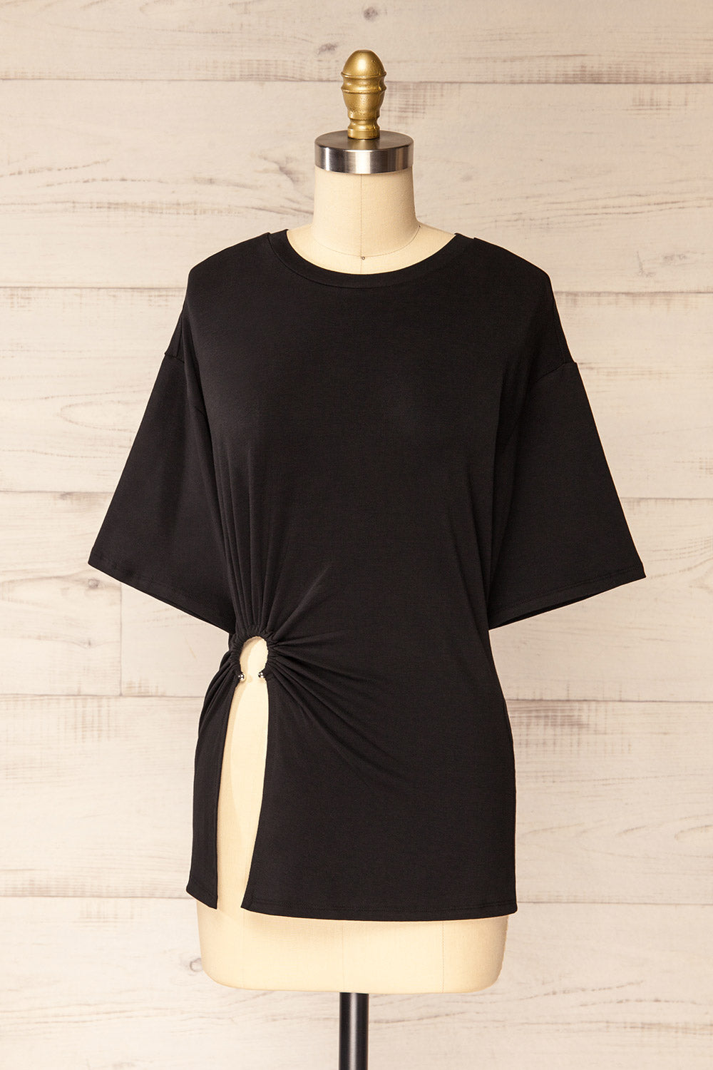 Fushun Black Pierced T-Shirt w/ Slit | La petite garçonne front view