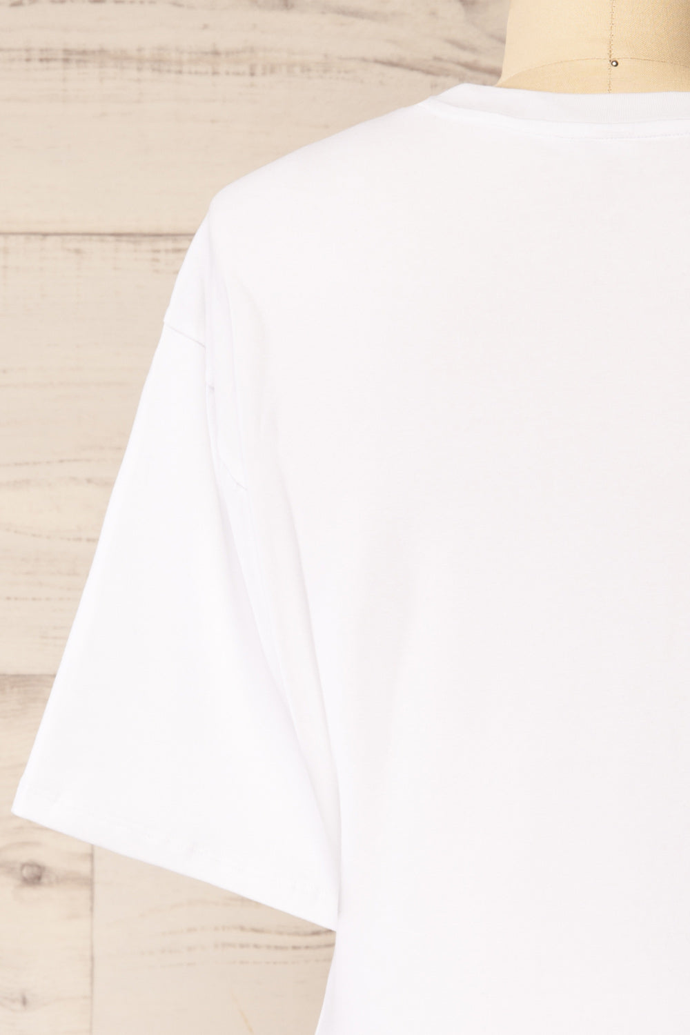 Fushun White Pierced T-Shirt w/ Slit | La petite garçonne back