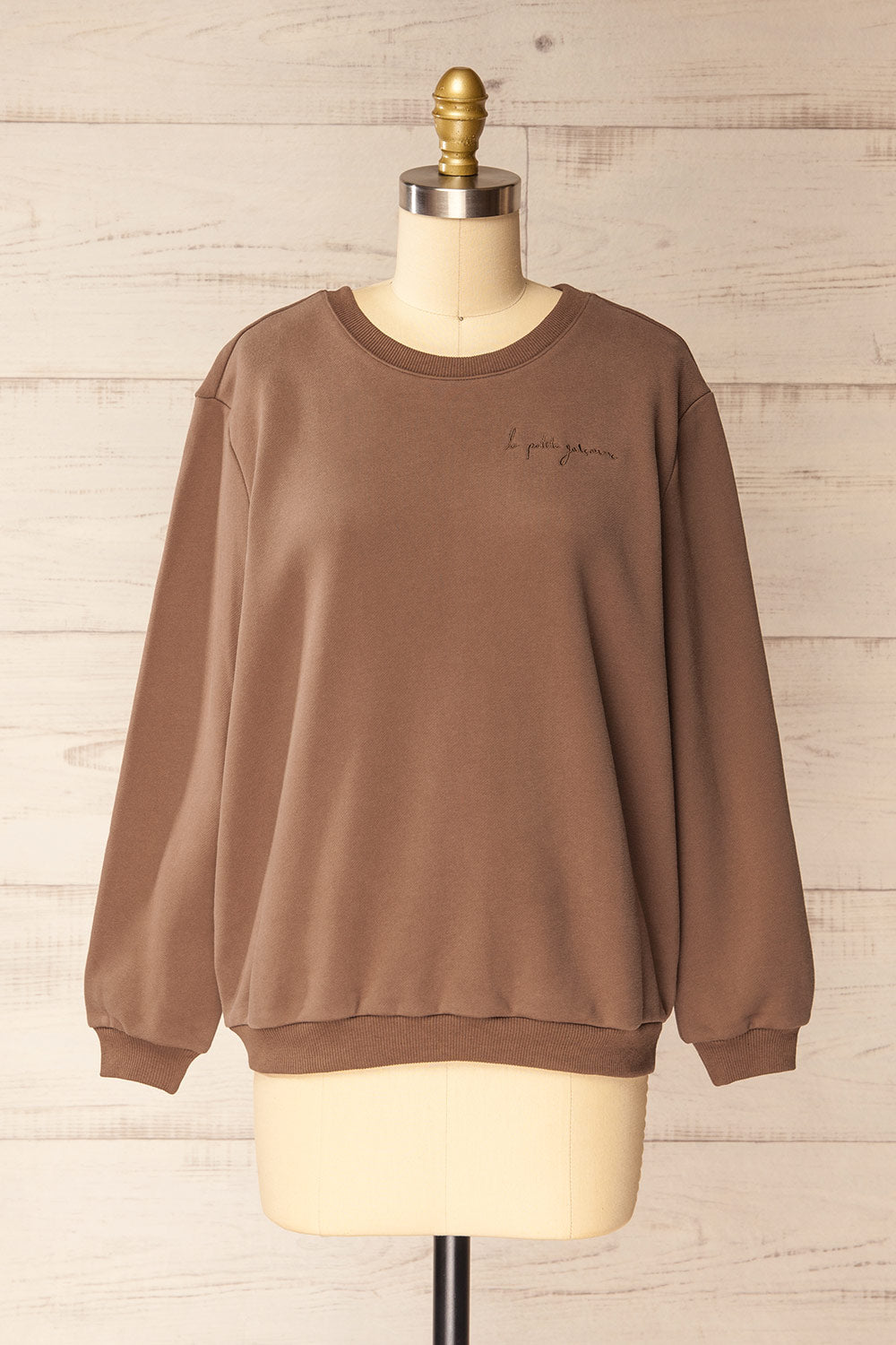 Galway Brown Exclusive La petite garçonne Embroidered Sweatshirt | La petite garçonne front view