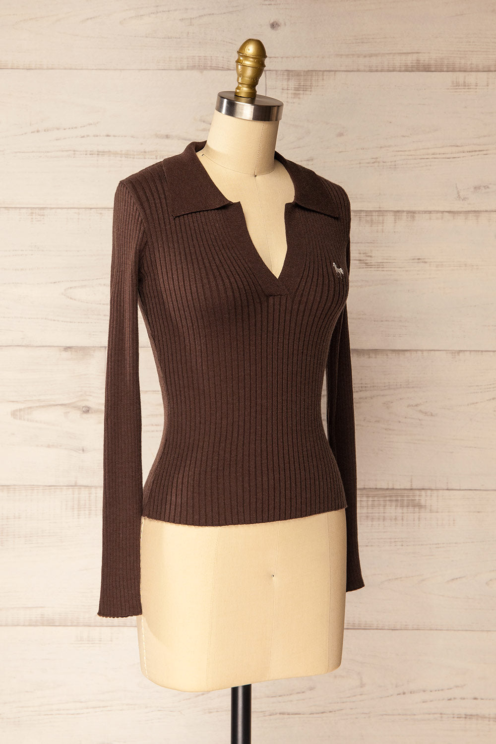 Gatton Brown Long Sleeve Collared Knit Top | La petite garçonne side view