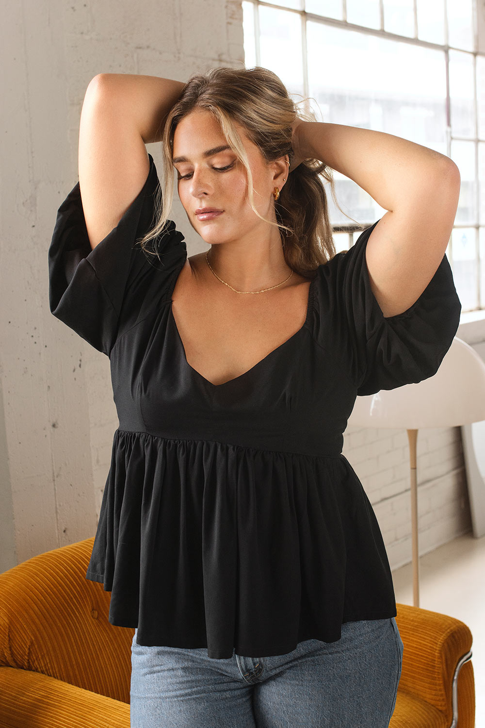 Geeta Black | Short Sleeve Blouse