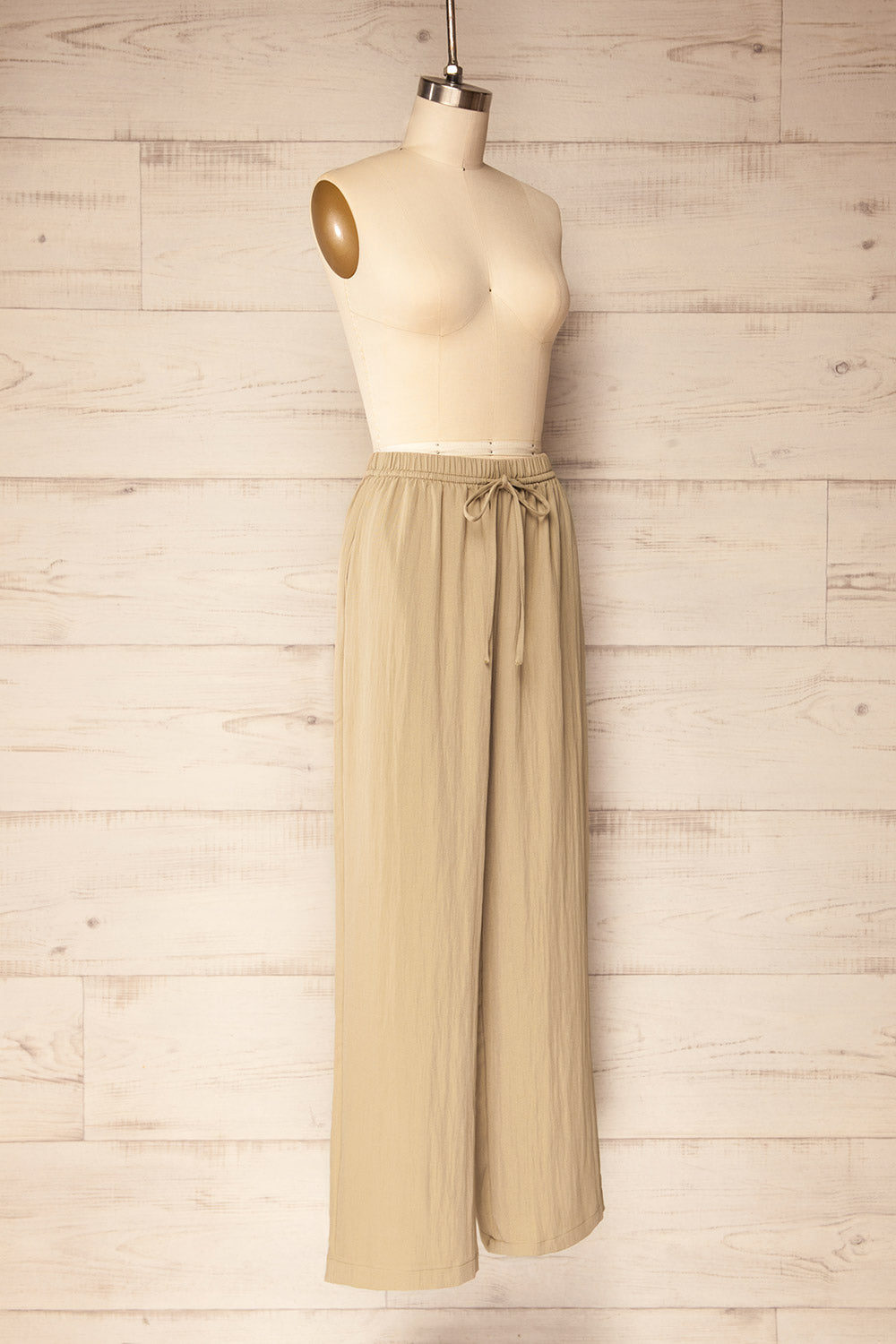 Gilroy Beige Loose-Fitted Pants with Elastic Band | La petite garçonne side view