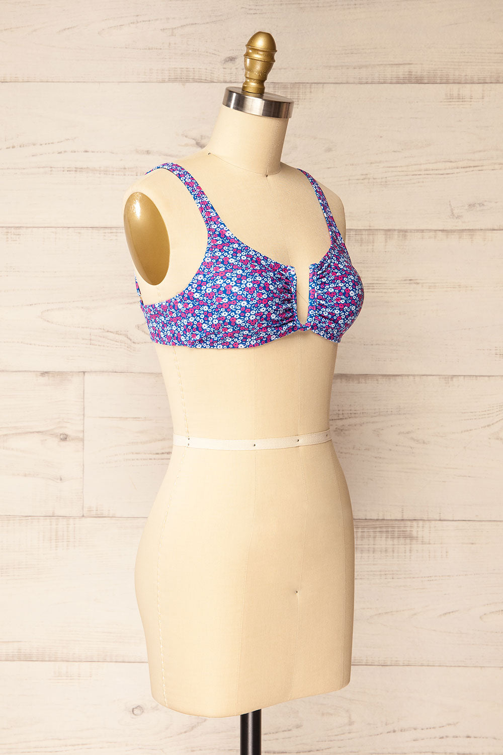 Giyani Floral Blue Bikini Top w/ "U" Opening | La petite garçonne side view