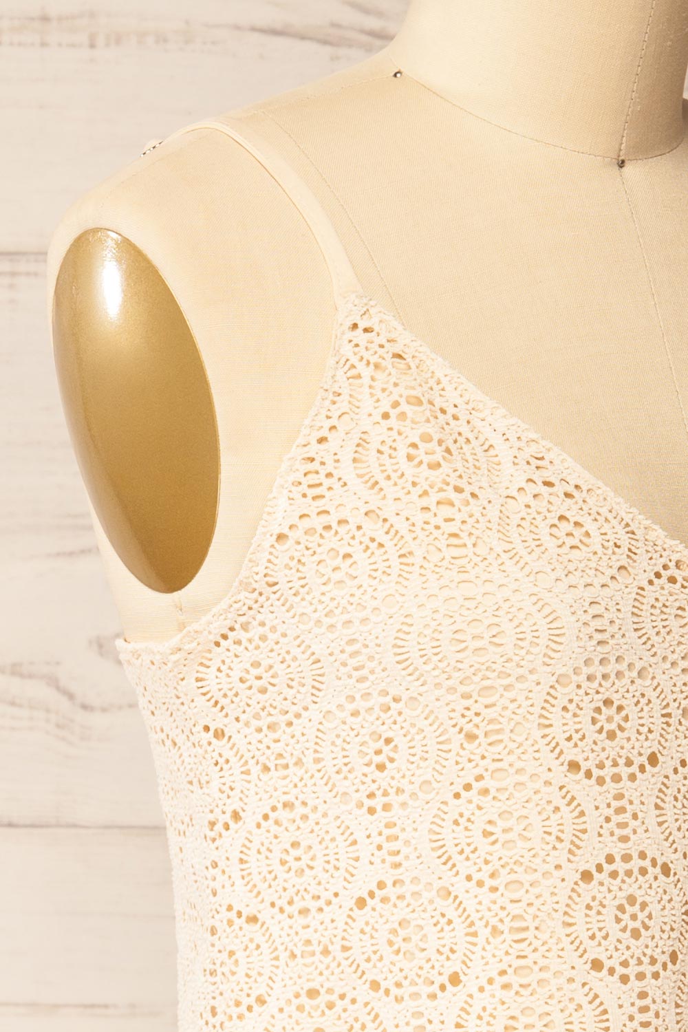 Glendora Beige Crochet Tank Top | La petite garçonne side