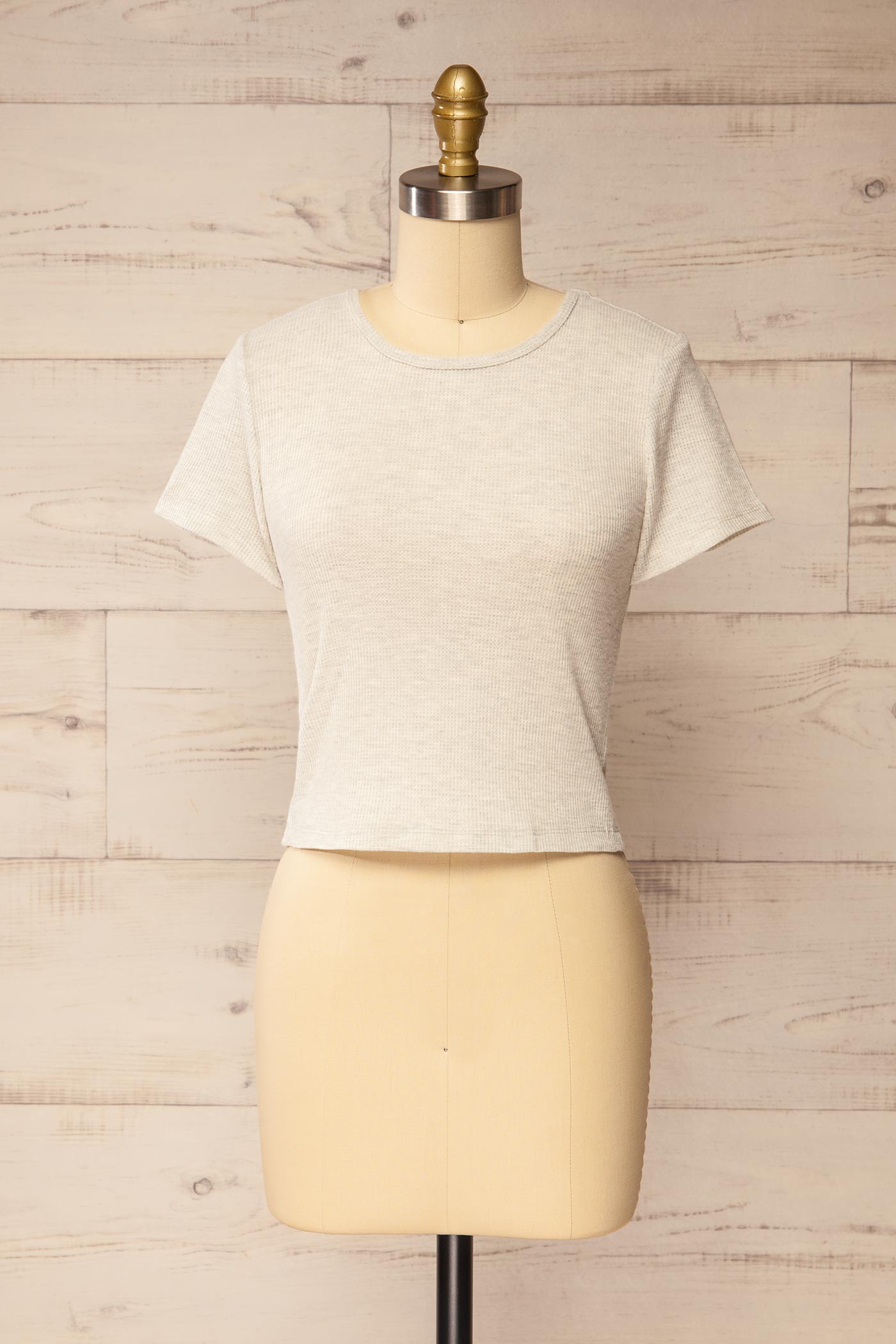 Gympie Grey Cropped Thermal T-Shirt | La petite garçonne front