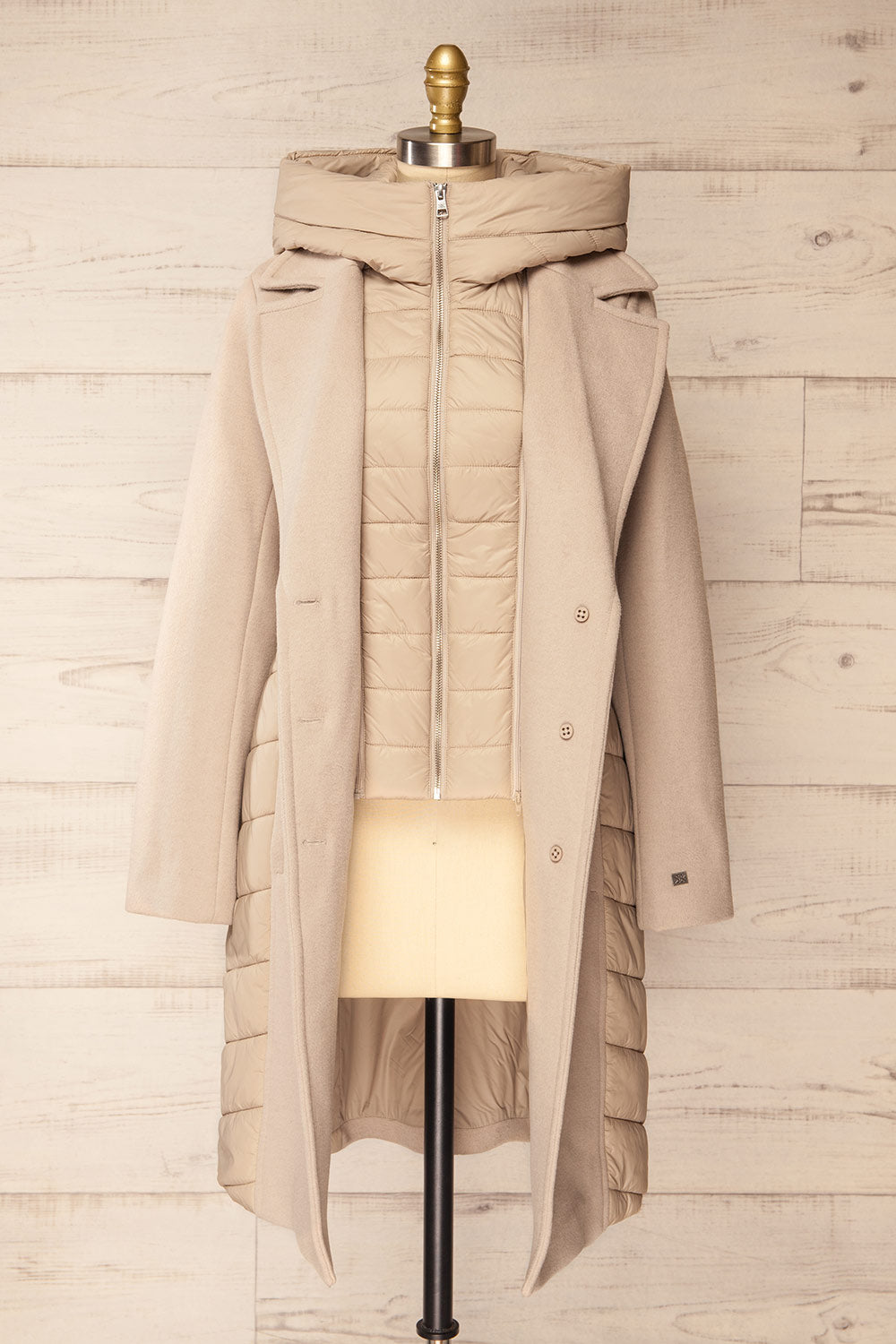 Hadeline Beige Slim-Fit Wool Coat | La petite garçonne layers view