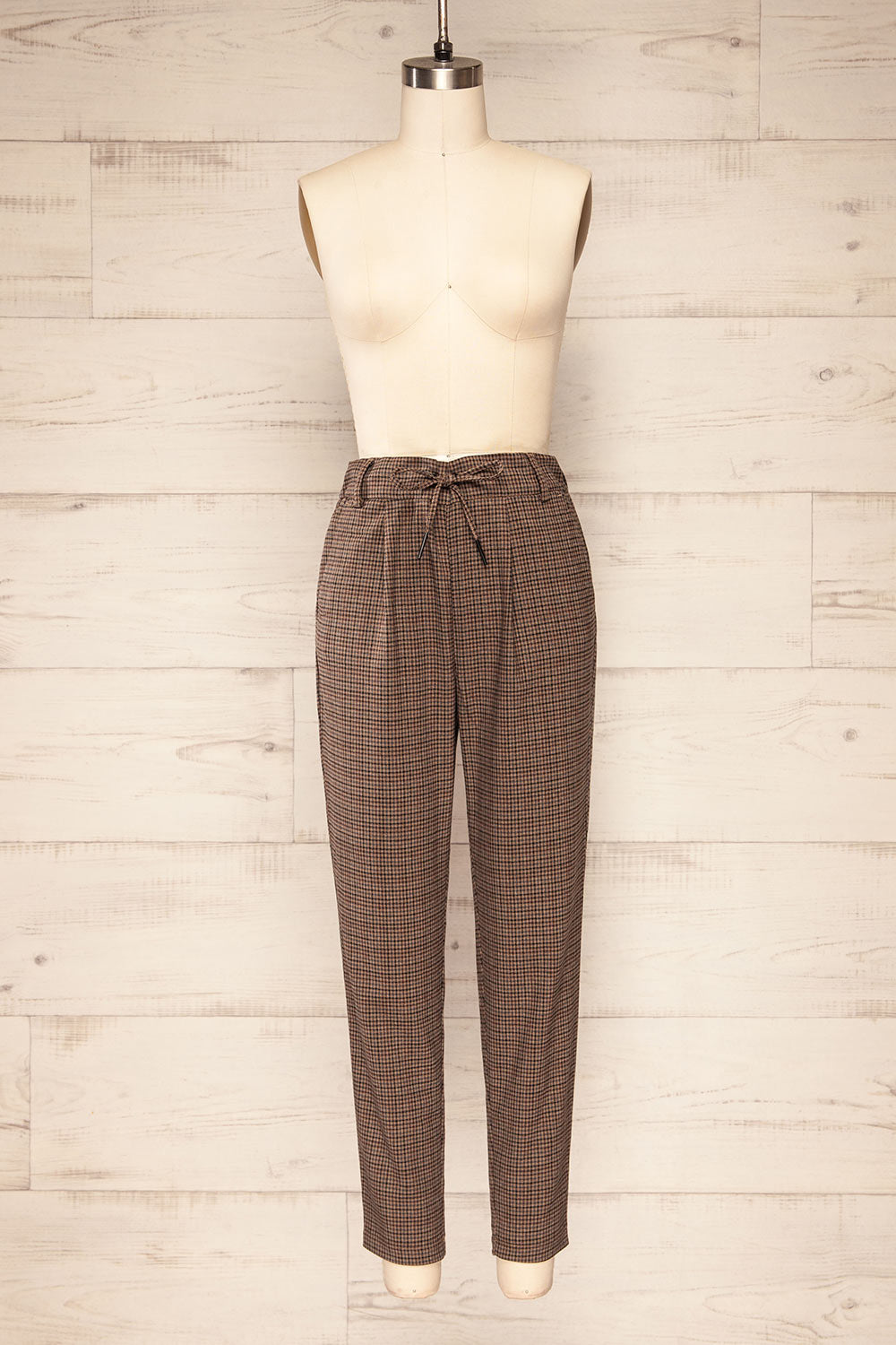 Hamilton Brown High-Waist Plaid Drawstring Pants | La petite garçonne front view