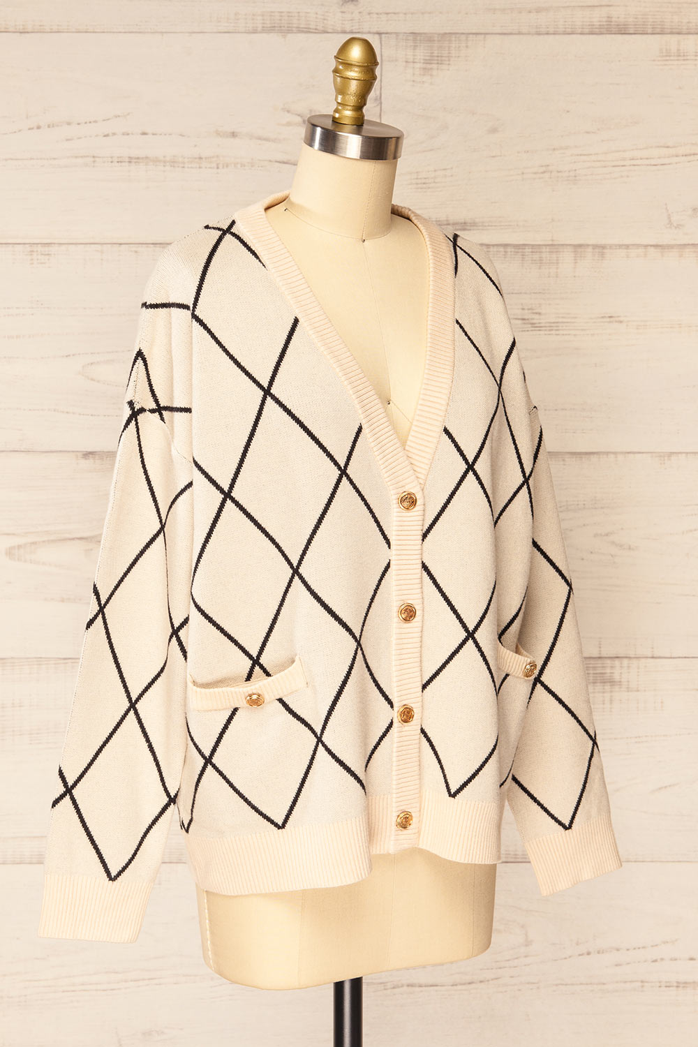 Helmsdale Diamond Pattern Cardigan | La petite garçonne side view