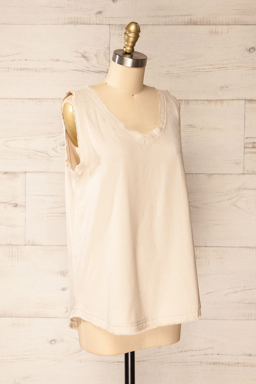 Helsinki Beige V-Neck Tank Top w/ Frayed Hem | La petite garçonne side view