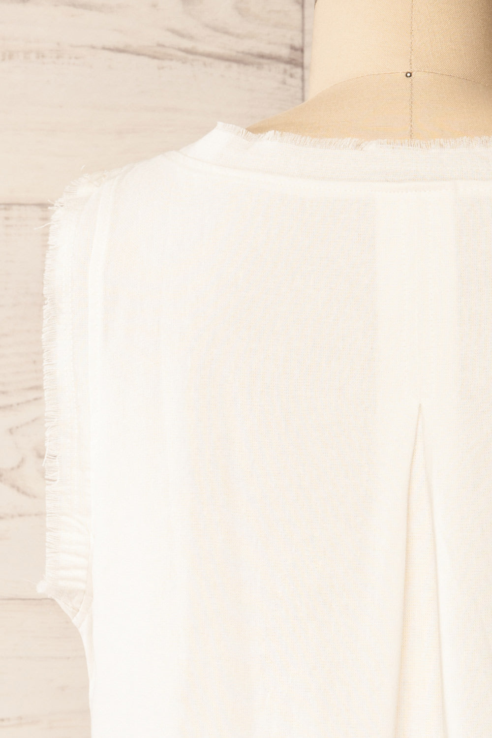 Helsinki Ivory | V-Neck Tank Top w/ Frayed Hem back close-up