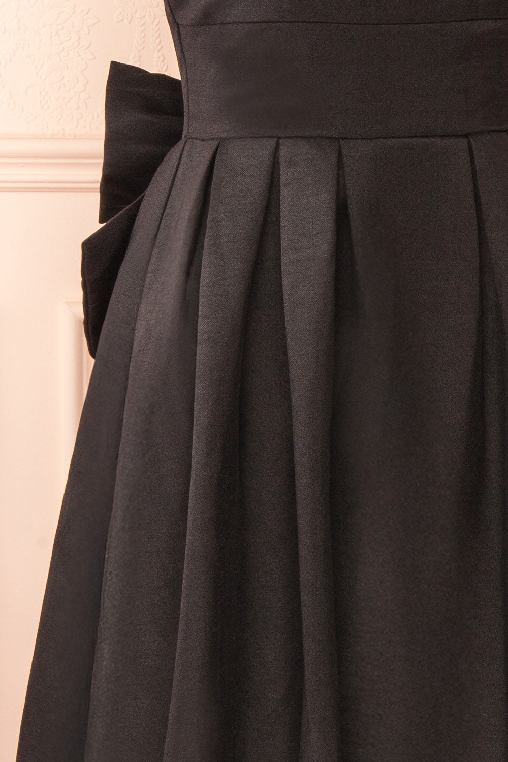 Hestiane Black Maxi A-Line Dress | side view