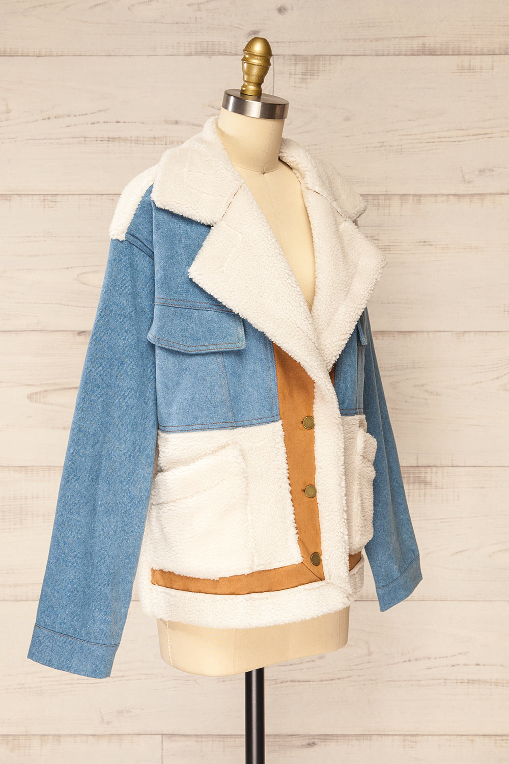 Hoddesdon Denim Jacket w/ Sherpa | La petite garçonne side view