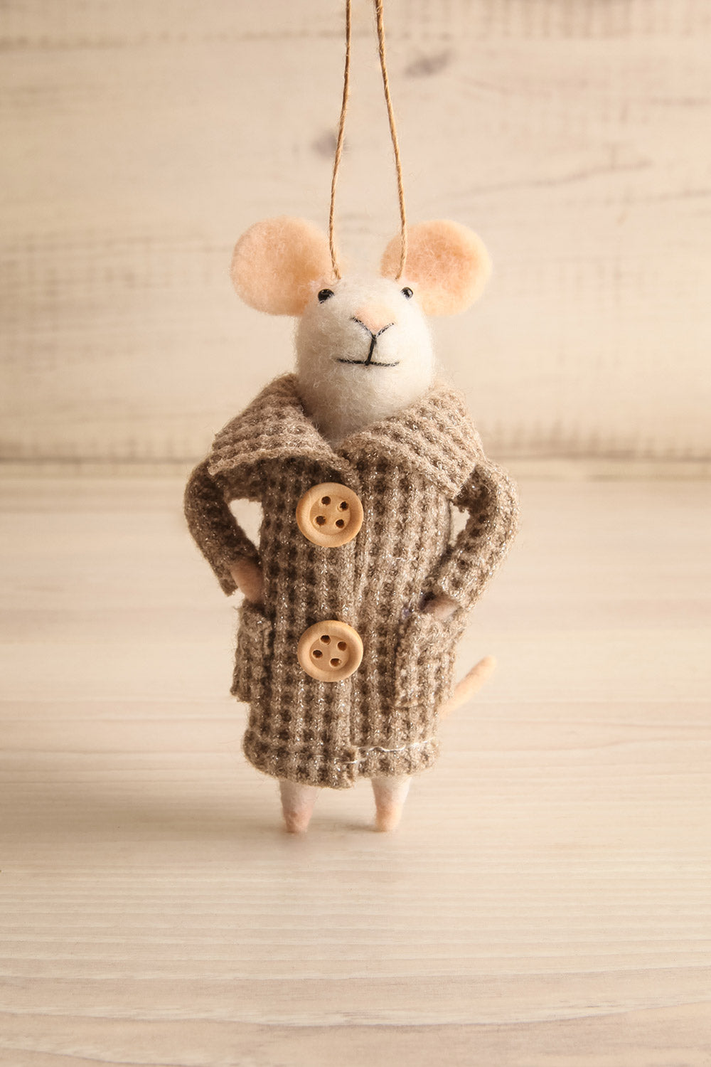 Fancy Stroll Holiday Ornament | Maison garçonne henry