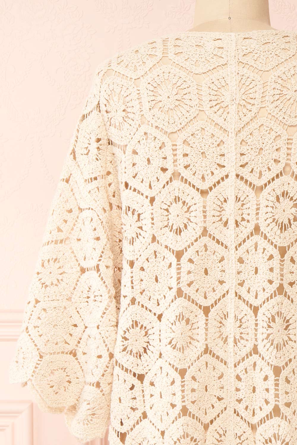 Hyvernat Beige Crochet Kimono | Boutique 1861 back close-up