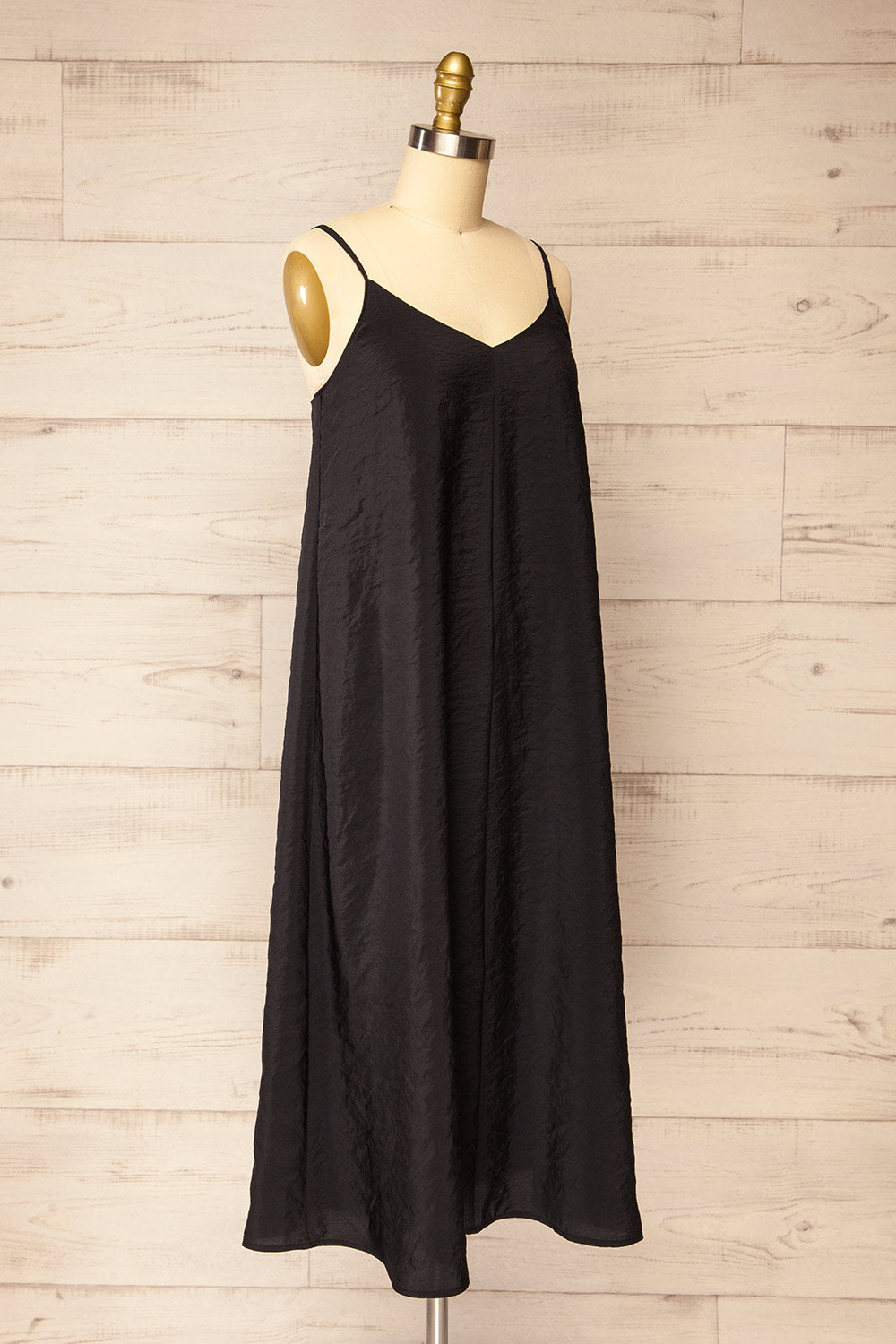 Ibertioga Black Midi Slip Dress w/ V-Neckline | La petite garçonne side view