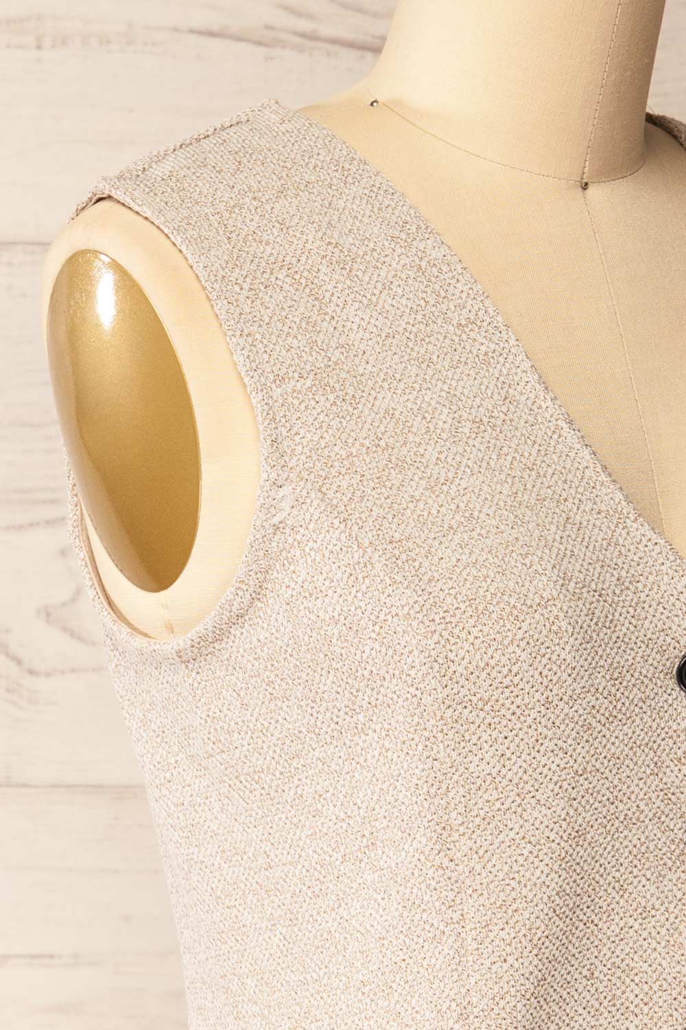 Indio Beige Button-Up Knit Vest | La petite garçonne side