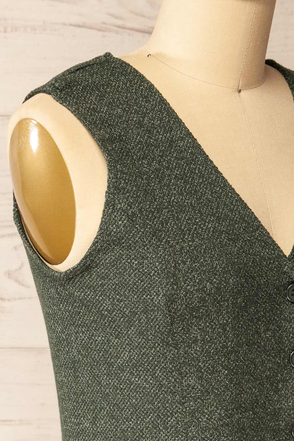 Indio Green Button-Up Knit Vest | La petite garçonne side