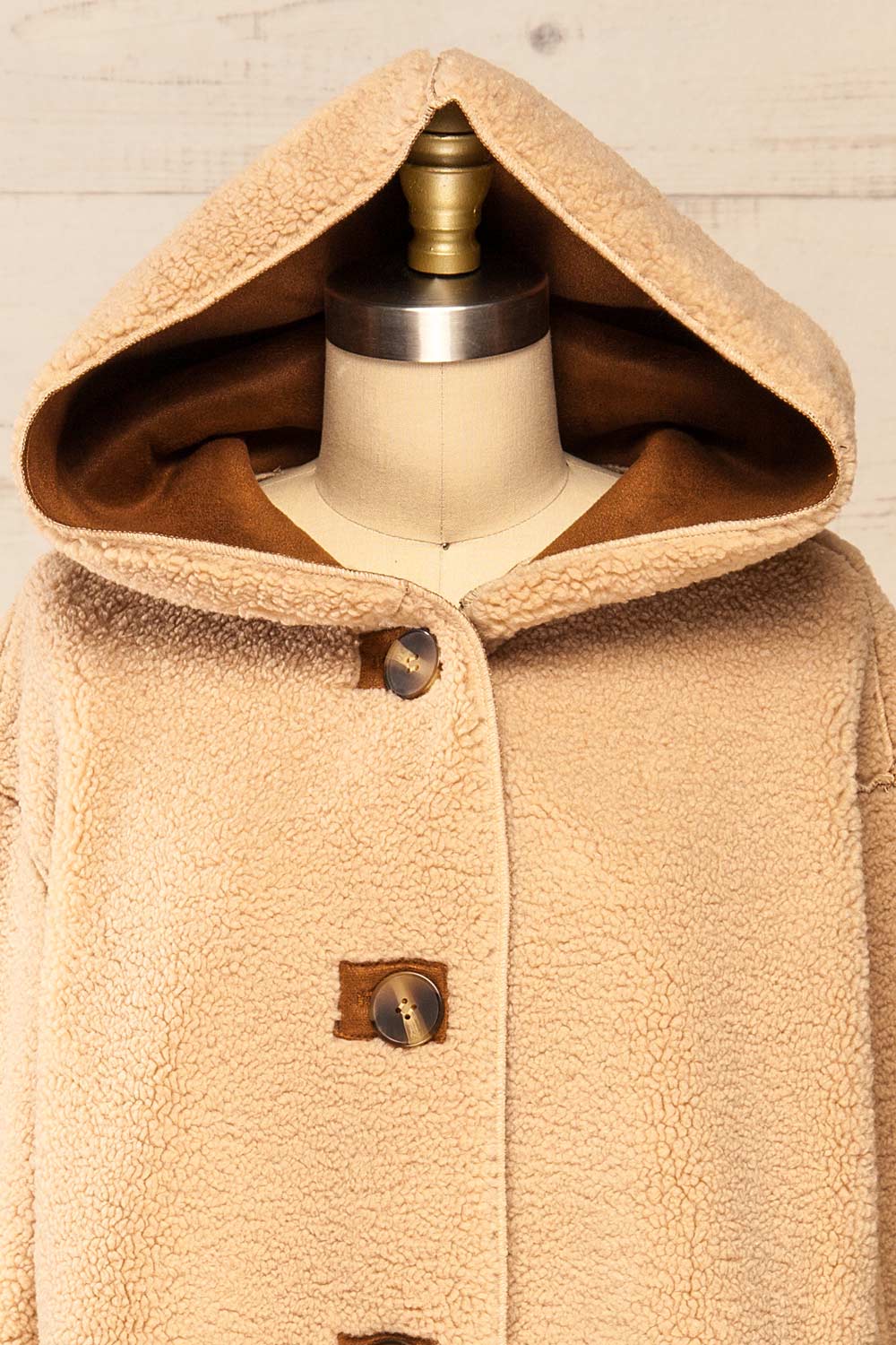Istanbul Beige Sherpa Coat w/ Faux-Suede Lining | La petite garçonne hood
