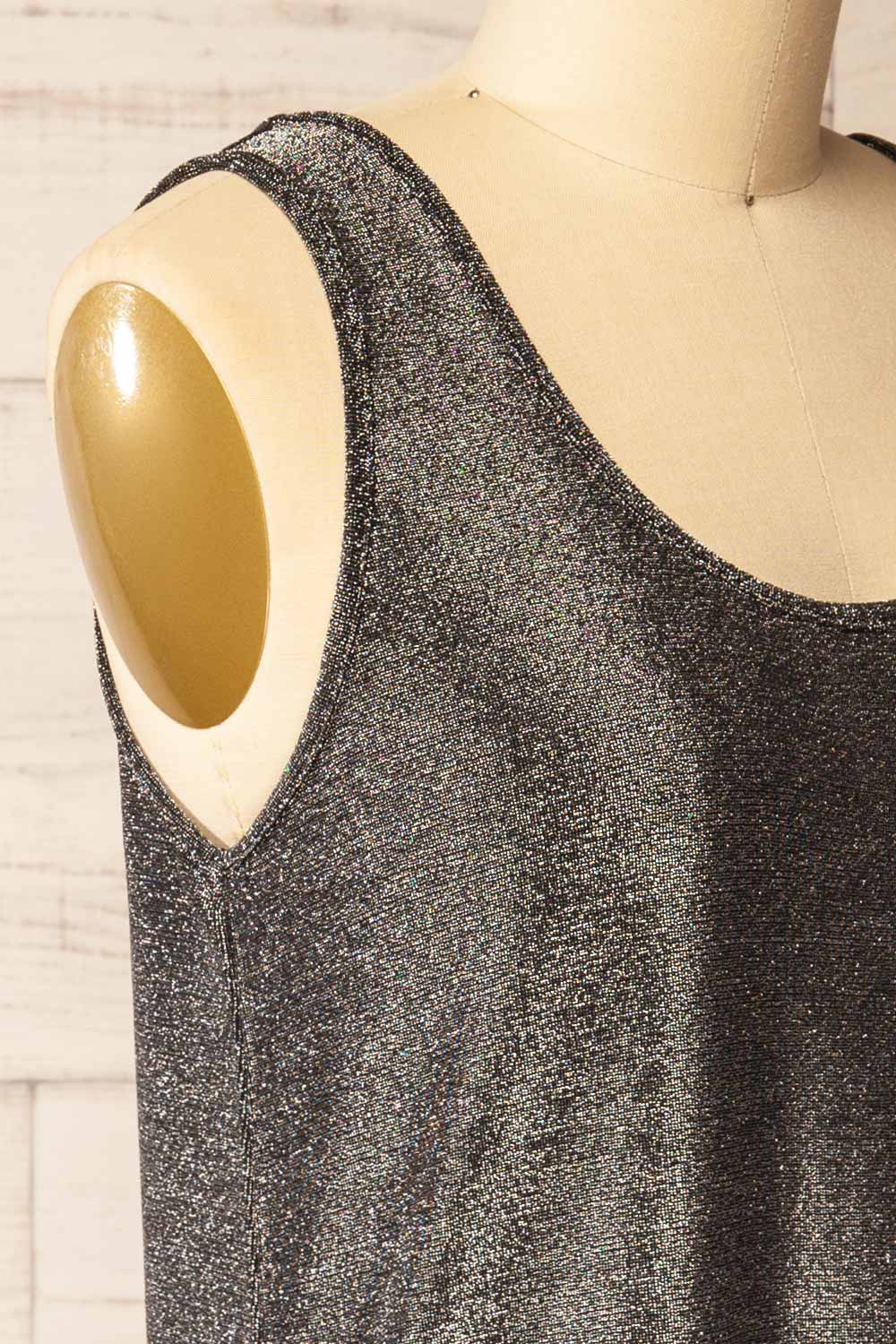 Izegem Shimmery Silver Top | La petite garçonne side