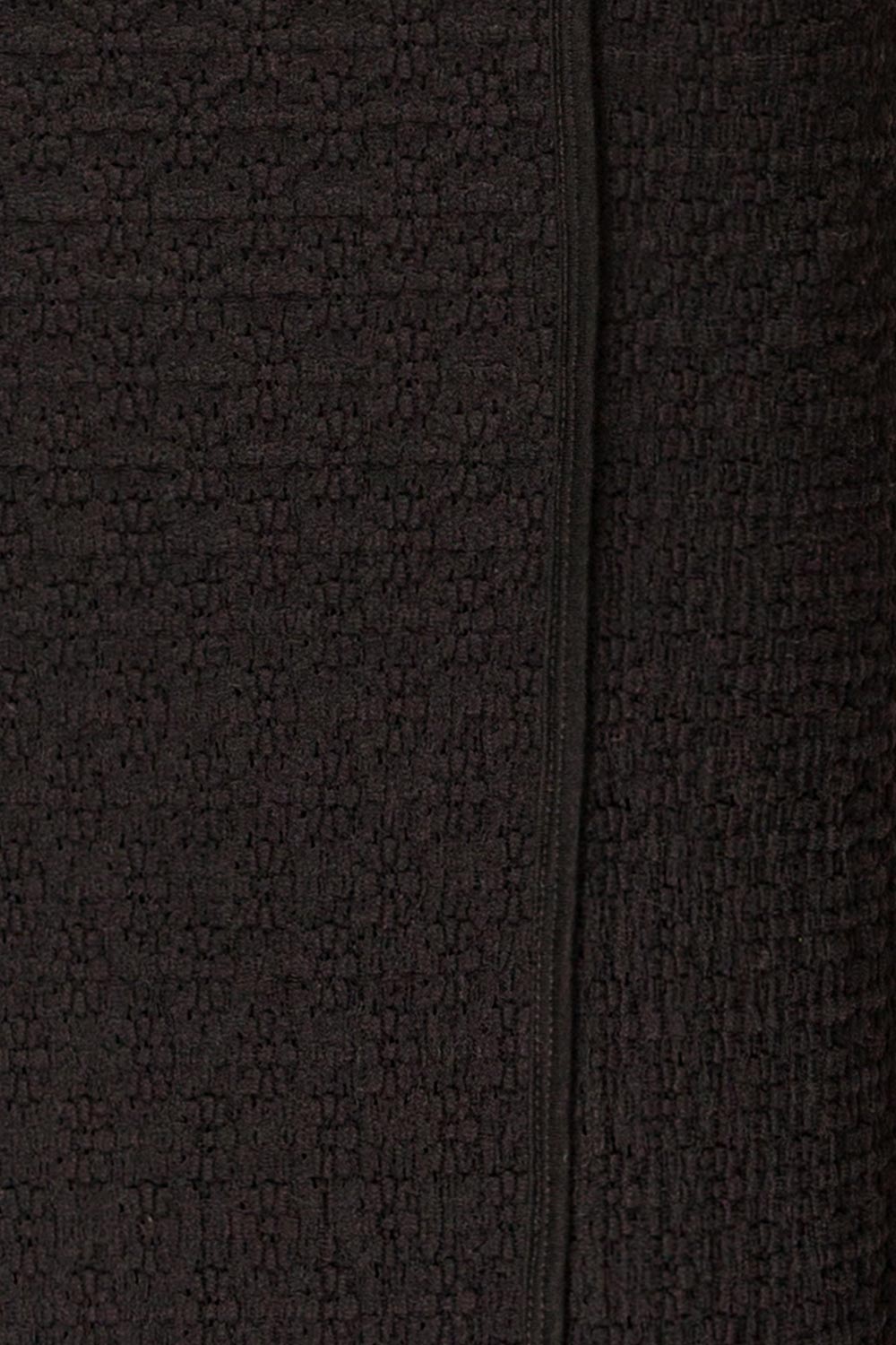 Izumi Fitted Midi Black Skirt | La petite garçonne fabric