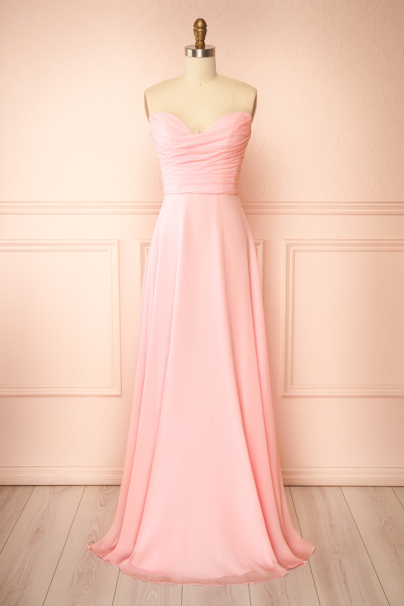 Janie Rose | Robe Maxi en Chiffon avec Décolleté en Coeur et Foulard