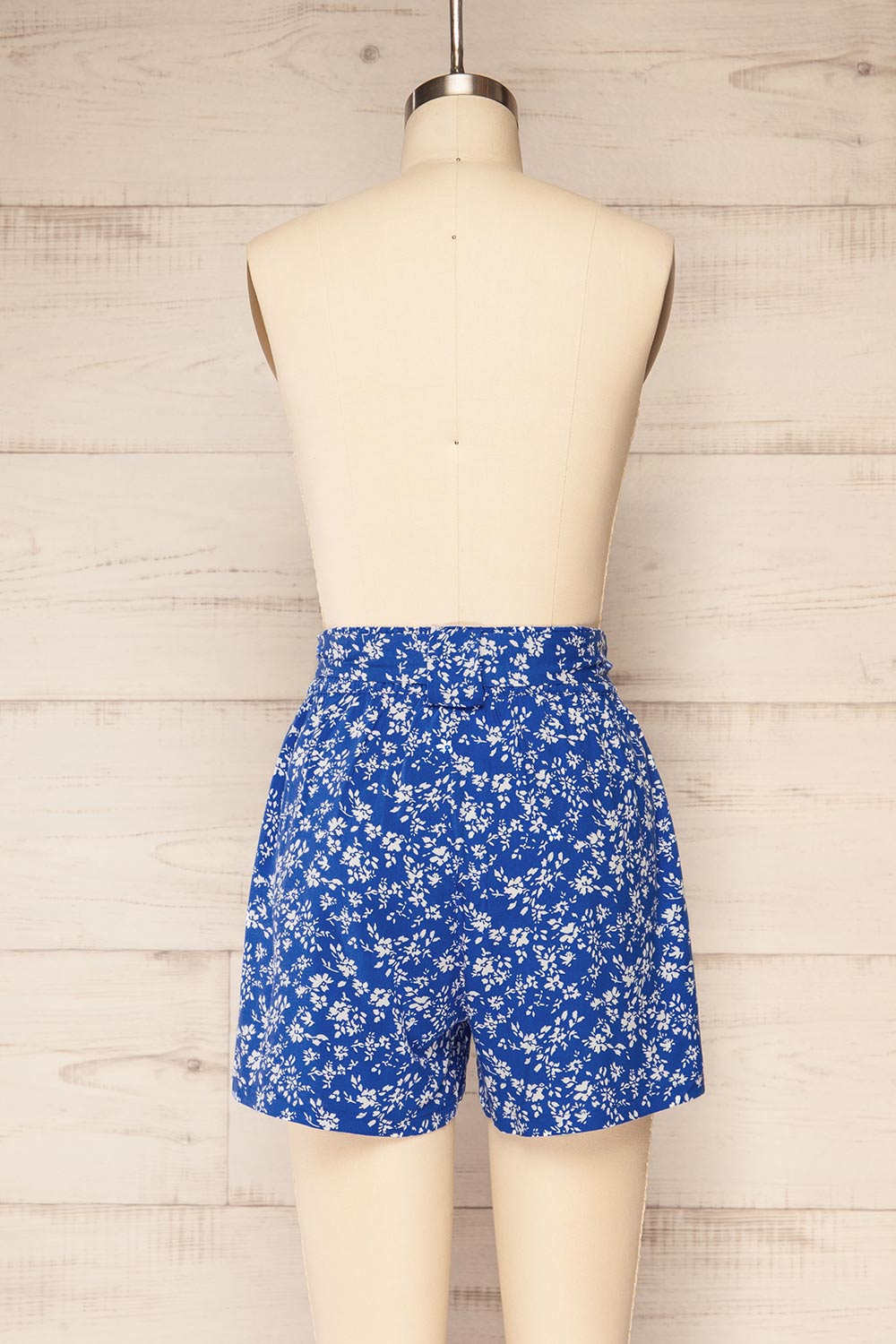 Joey Floral Blue High-Waisted Shorts w/ Belt | La petite garçonne back view