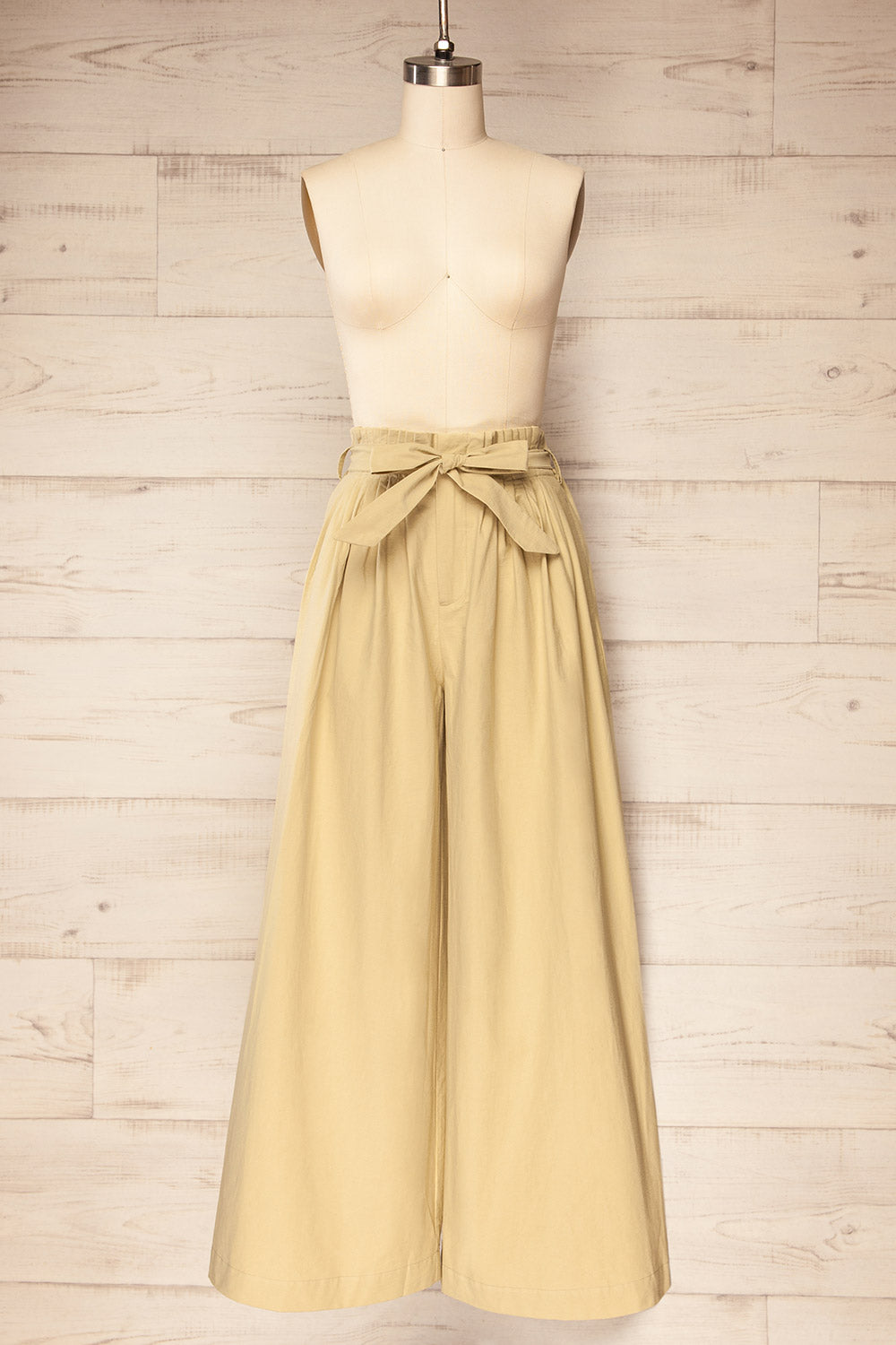 Jomson High-Waisted Pleated Trousers | La petite garçonne front view