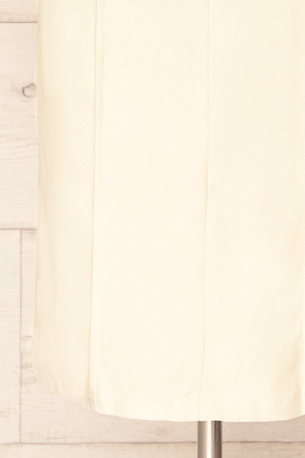 Kakani Beige High-Waisted Straight Midi Skirt | La petite garçonne bottom