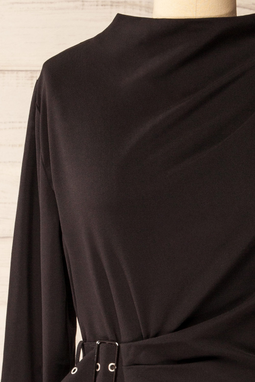 Kakina | Robe Blazer Noire Courte avec Ceinture