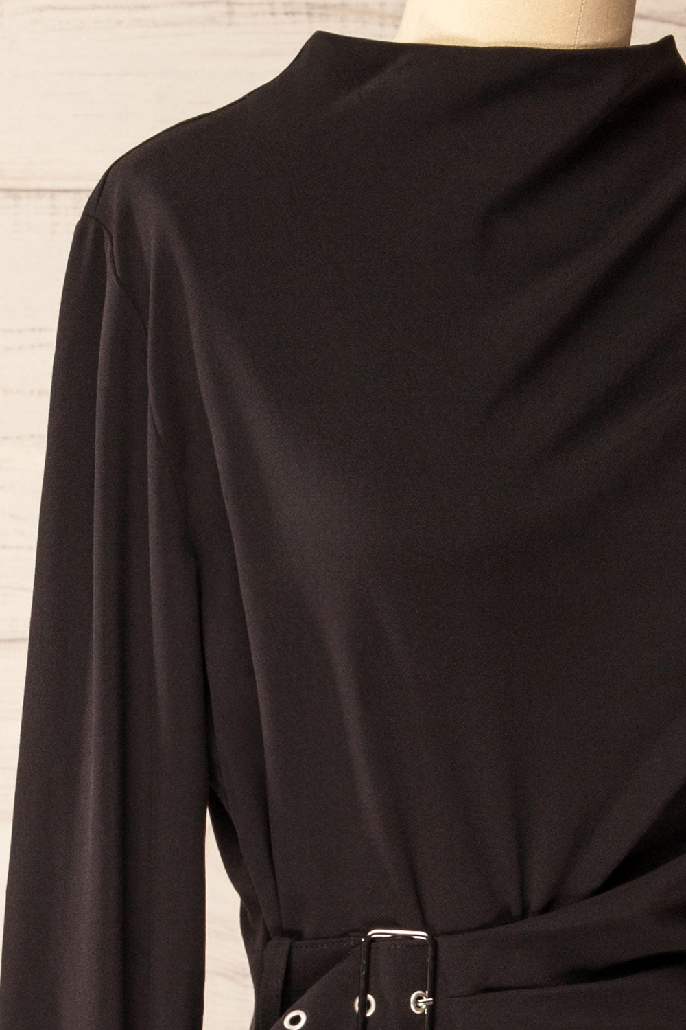 Kakina | Robe Blazer Noire Courte avec Ceinture