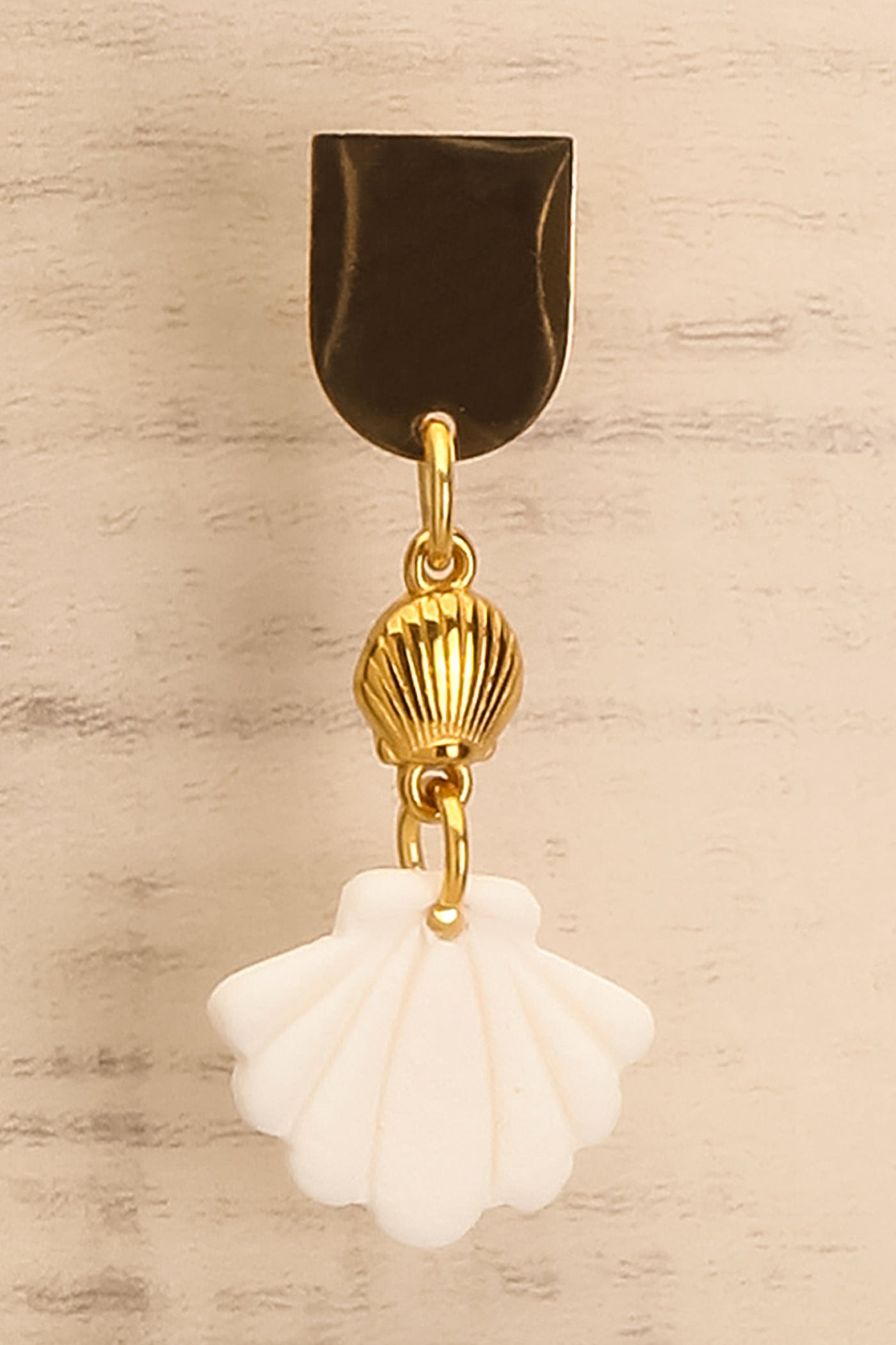 Kalei Gold Coastal Drop Earrings | La petite garçonne close-up